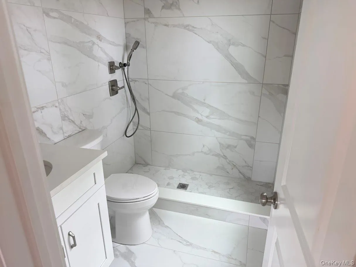 12 Gail Grace Court, Babylon, NY, 4 Bedrooms Bedrooms, 8 Rooms Rooms,2 BathroomsBathrooms,Residential,For Rent,Gail Grace,0,1015543 12 Gail Grace Court, Babylon, NY, 4 Bedrooms Bedrooms, 8 Rooms Rooms,2 BathroomsBathrooms,Residential,For Rent,Gail Grace,0,1015543
