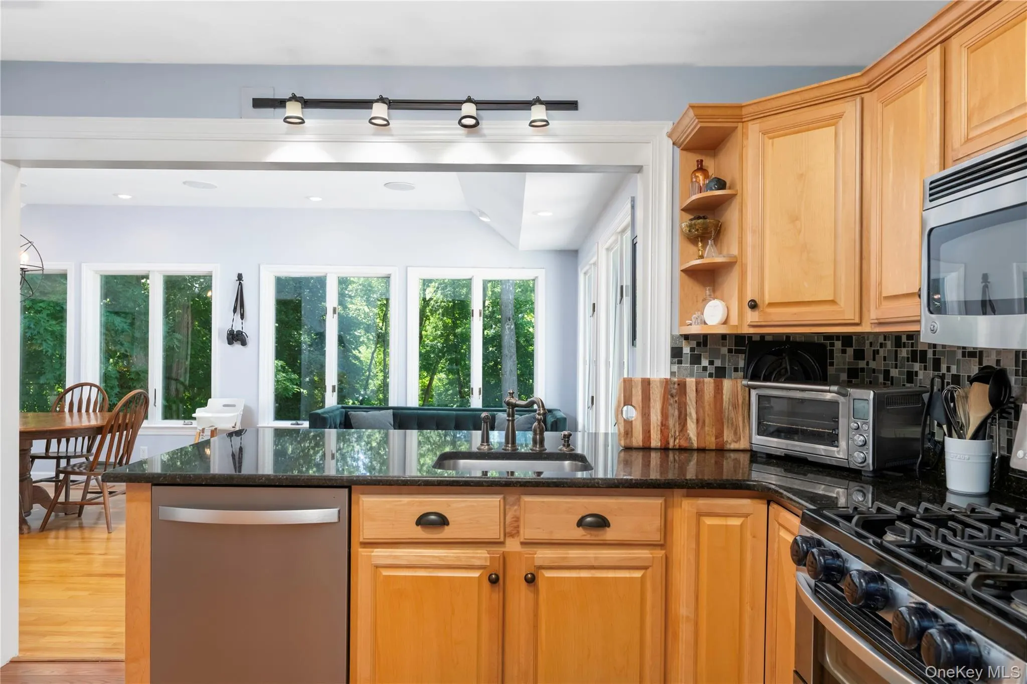 31 Wasson Drive, Poughkeepsie (town), NY, 3 Bedrooms Bedrooms, 10 Rooms Rooms,2 BathroomsBathrooms,Residential,For Rent,Wasson,0,1015548 31 Wasson Drive, Poughkeepsie (town), NY, 3 Bedrooms Bedrooms, 10 Rooms Rooms,2 BathroomsBathrooms,Residential,For Rent,Wasson,0,1015548