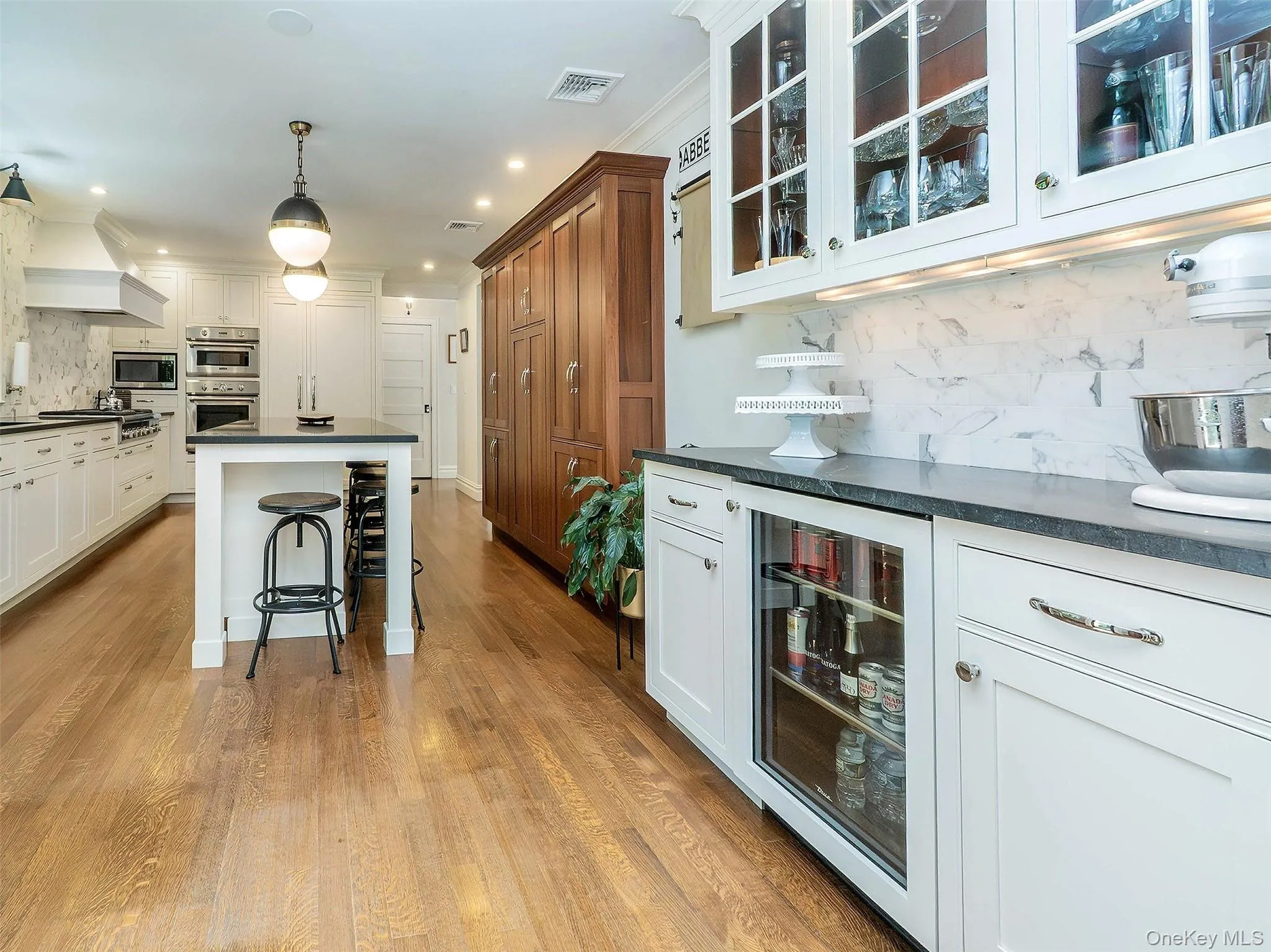 73 Lafayette Avenue, Oyster Bay, NY, 4 Bedrooms Bedrooms, 10 Rooms Rooms,2 BathroomsBathrooms,Residential,For Rent,Lafayette,0,1015549 73 Lafayette Avenue, Oyster Bay, NY, 4 Bedrooms Bedrooms, 10 Rooms Rooms,2 BathroomsBathrooms,Residential,For Rent,Lafayette,0,1015549