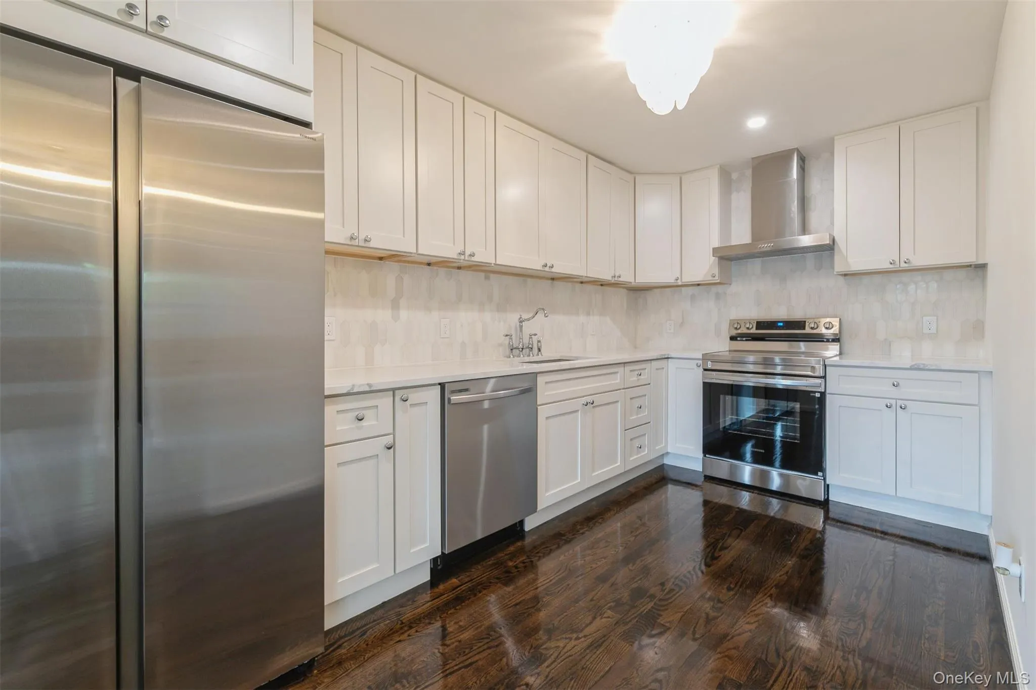 54 Ocean Avenue, Brookhaven, NY, 4 Bedrooms Bedrooms, 8 Rooms Rooms,2 BathroomsBathrooms,Residential,For Rent,Ocean,0,1015550 54 Ocean Avenue, Brookhaven, NY, 4 Bedrooms Bedrooms, 8 Rooms Rooms,2 BathroomsBathrooms,Residential,For Rent,Ocean,0,1015550