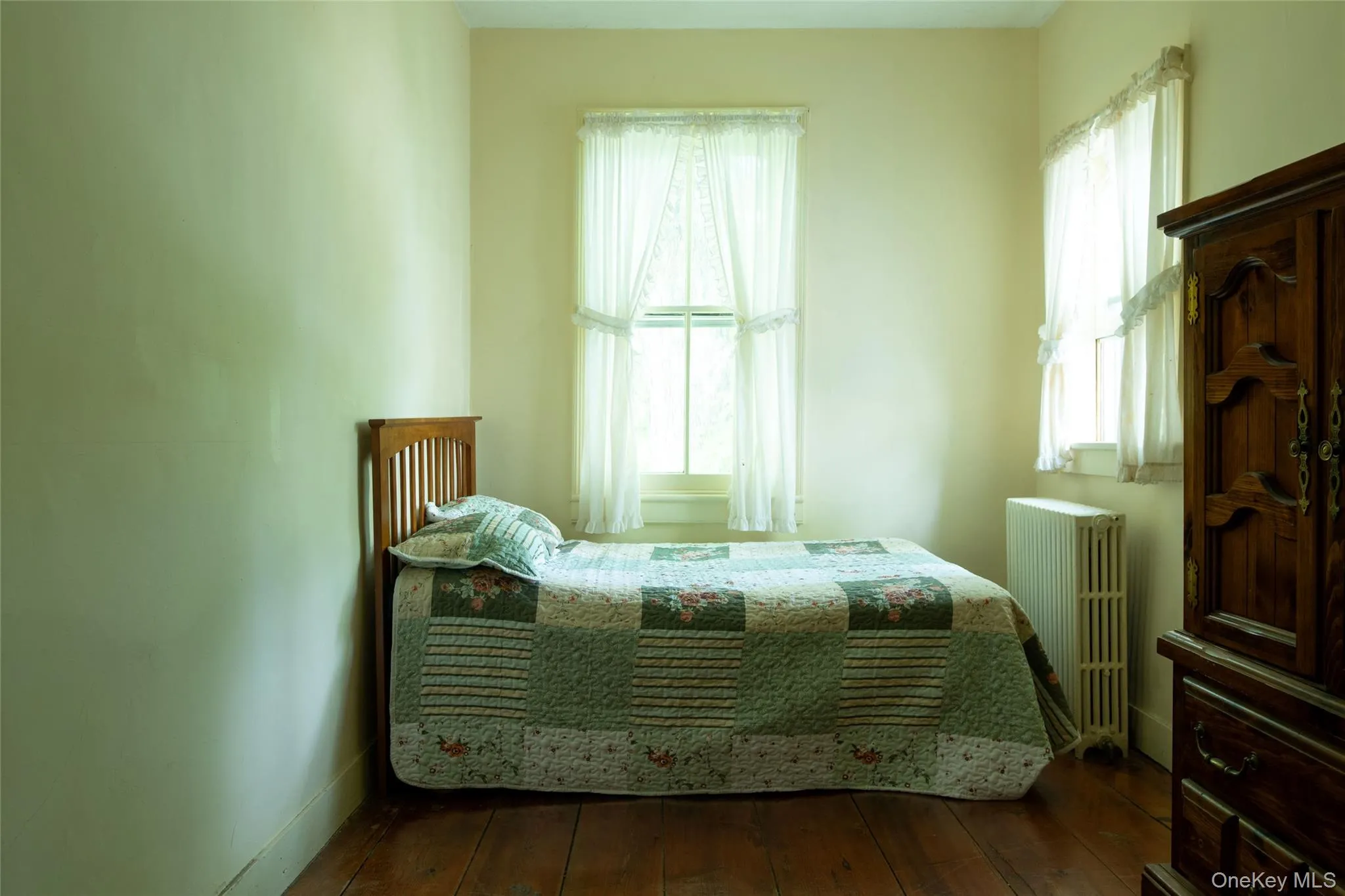 7115 Albany Post Road, Red Hook, NY, 4 Bedrooms Bedrooms, 9 Rooms Rooms,1 BathroomBathrooms,Residential,For Rent,Albany Post,0,1015551 7115 Albany Post Road, Red Hook, NY, 4 Bedrooms Bedrooms, 9 Rooms Rooms,1 BathroomBathrooms,Residential,For Rent,Albany Post,0,1015551