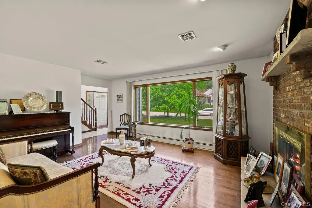 1 Lime Kiln Court, Ramapo, NY, 5 Bedrooms Bedrooms, 11 Rooms Rooms,2 BathroomsBathrooms,Residential,For Rent,Lime Kiln,0,1015553 1 Lime Kiln Court, Ramapo, NY, 5 Bedrooms Bedrooms, 11 Rooms Rooms,2 BathroomsBathrooms,Residential,For Rent,Lime Kiln,0,1015553