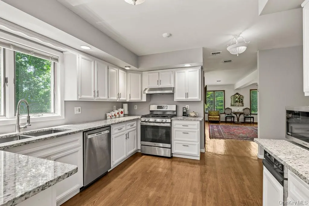 1 Lime Kiln Court, Ramapo, NY, 5 Bedrooms Bedrooms, 11 Rooms Rooms,2 BathroomsBathrooms,Residential,For Rent,Lime Kiln,0,1015553 1 Lime Kiln Court, Ramapo, NY, 5 Bedrooms Bedrooms, 11 Rooms Rooms,2 BathroomsBathrooms,Residential,For Rent,Lime Kiln,0,1015553