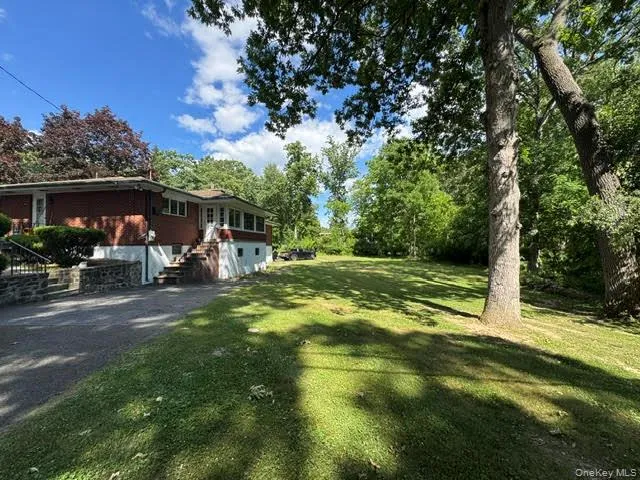 49 Chestnut Lane, Newburgh (town), NY, 4 Bedrooms Bedrooms, 8 Rooms Rooms,2 BathroomsBathrooms,Residential Lease,For Rent,Chestnut,0,1015555 49 Chestnut Lane, Newburgh (town), NY, 4 Bedrooms Bedrooms, 8 Rooms Rooms,2 BathroomsBathrooms,Residential Lease,For Rent,Chestnut,0,1015555