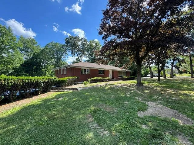 49 Chestnut Lane, Newburgh (town), NY, 4 Bedrooms Bedrooms, 8 Rooms Rooms,2 BathroomsBathrooms,Residential Lease,For Rent,Chestnut,0,1015555 49 Chestnut Lane, Newburgh (town), NY, 4 Bedrooms Bedrooms, 8 Rooms Rooms,2 BathroomsBathrooms,Residential Lease,For Rent,Chestnut,0,1015555