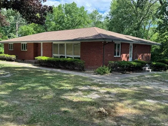 49 Chestnut Lane, Newburgh (town), NY, 4 Bedrooms Bedrooms, 8 Rooms Rooms,2 BathroomsBathrooms,Residential Lease,For Rent,Chestnut,0,1015555 49 Chestnut Lane, Newburgh (town), NY, 4 Bedrooms Bedrooms, 8 Rooms Rooms,2 BathroomsBathrooms,Residential Lease,For Rent,Chestnut,0,1015555