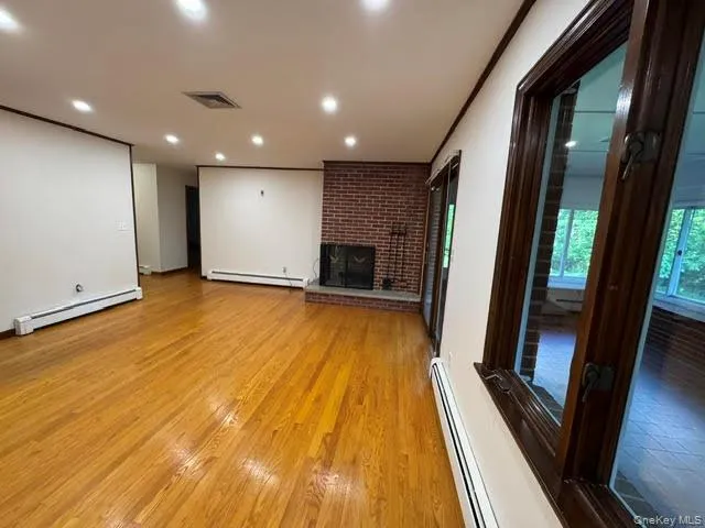 49 Chestnut Lane, Newburgh (town), NY, 4 Bedrooms Bedrooms, 8 Rooms Rooms,2 BathroomsBathrooms,Residential Lease,For Rent,Chestnut,0,1015555 49 Chestnut Lane, Newburgh (town), NY, 4 Bedrooms Bedrooms, 8 Rooms Rooms,2 BathroomsBathrooms,Residential Lease,For Rent,Chestnut,0,1015555