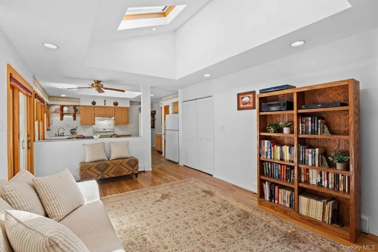 7 Cedarwood Court, Brookhaven, NY, 4 Bedrooms Bedrooms, 8 Rooms Rooms,3 BathroomsBathrooms,Residential,For Rent,Cedarwood,0,1015558 7 Cedarwood Court, Brookhaven, NY, 4 Bedrooms Bedrooms, 8 Rooms Rooms,3 BathroomsBathrooms,Residential,For Rent,Cedarwood,0,1015558