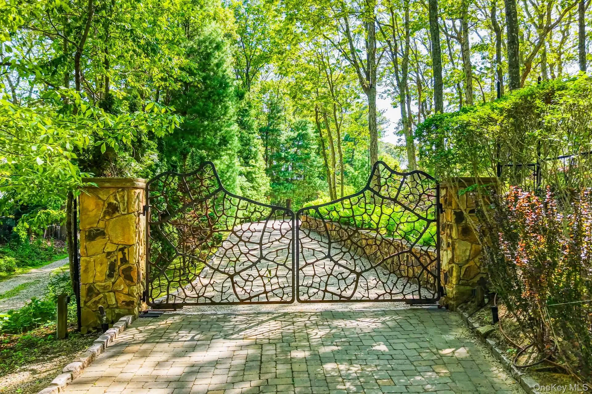 1350 W Cove Road, Cutchogue 1350 W Cove Road, Cutchogue