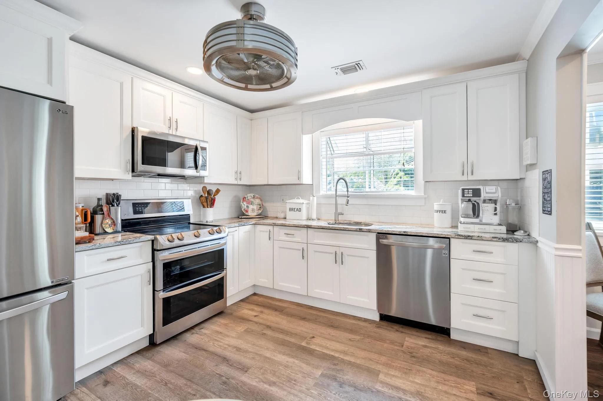 118 Midland Pond Court, Brookhaven, NY, 2 Bedrooms Bedrooms, 5 Rooms Rooms,2 BathroomsBathrooms,Residential,For Rent,Midland Pond,0,1015561 118 Midland Pond Court, Brookhaven, NY, 2 Bedrooms Bedrooms, 5 Rooms Rooms,2 BathroomsBathrooms,Residential,For Rent,Midland Pond,0,1015561