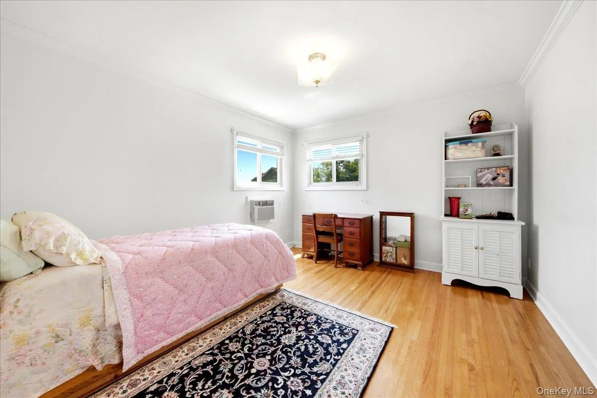 3284 Giegerich Place, New York, NY, 3 Bedrooms Bedrooms, 7 Rooms Rooms,2 BathroomsBathrooms,Residential,For Rent,Giegerich,0,1015562 3284 Giegerich Place, New York, NY, 3 Bedrooms Bedrooms, 7 Rooms Rooms,2 BathroomsBathrooms,Residential,For Rent,Giegerich,0,1015562