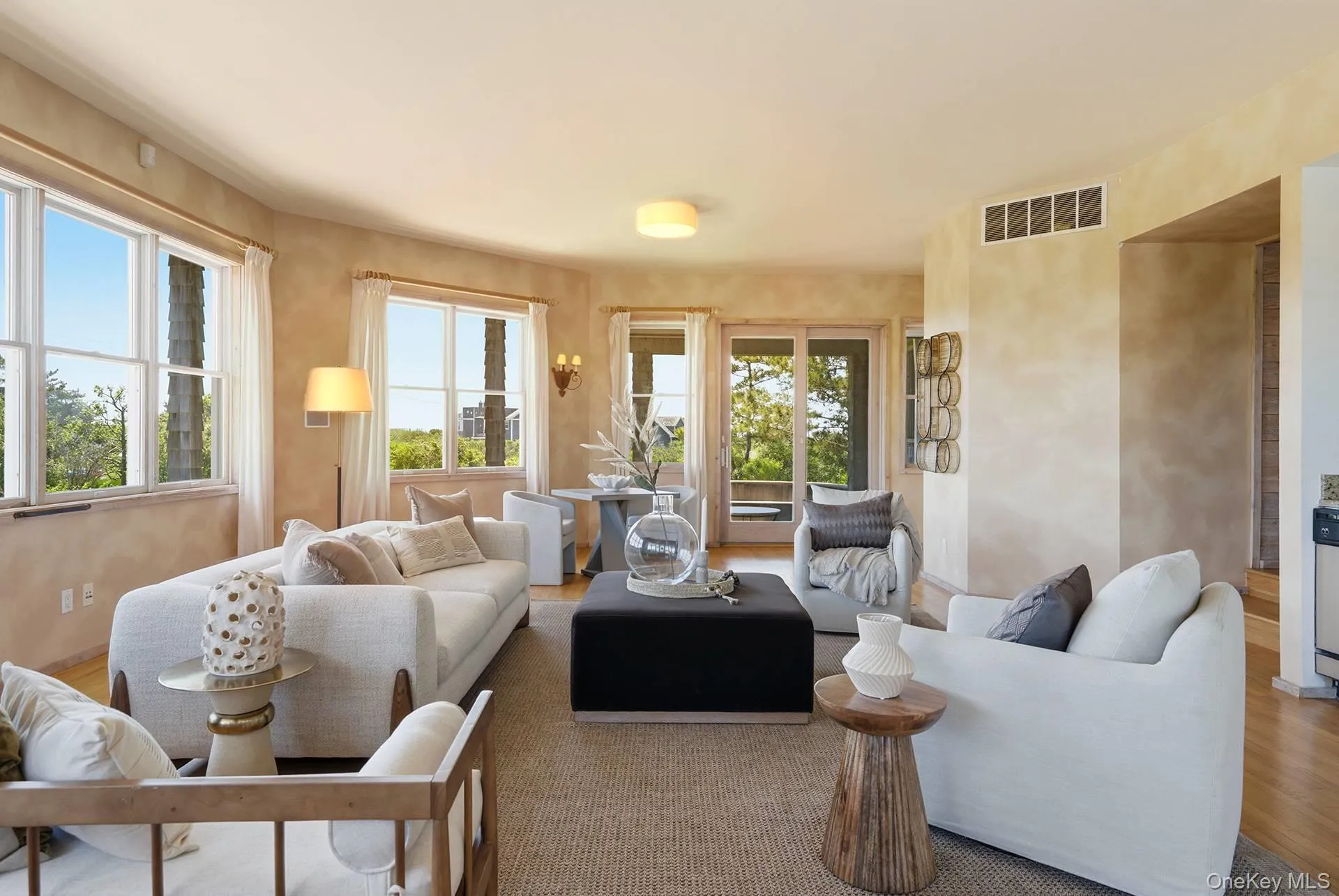137 Sandune Court, Southampton, NY, 5 Bedrooms Bedrooms, 19 Rooms Rooms,6 BathroomsBathrooms,Residential,For Rent,Sandune,0,KEY1015563 137 Sandune Court, Southampton, NY, 5 Bedrooms Bedrooms, 19 Rooms Rooms,6 BathroomsBathrooms,Residential,For Rent,Sandune,0,KEY1015563