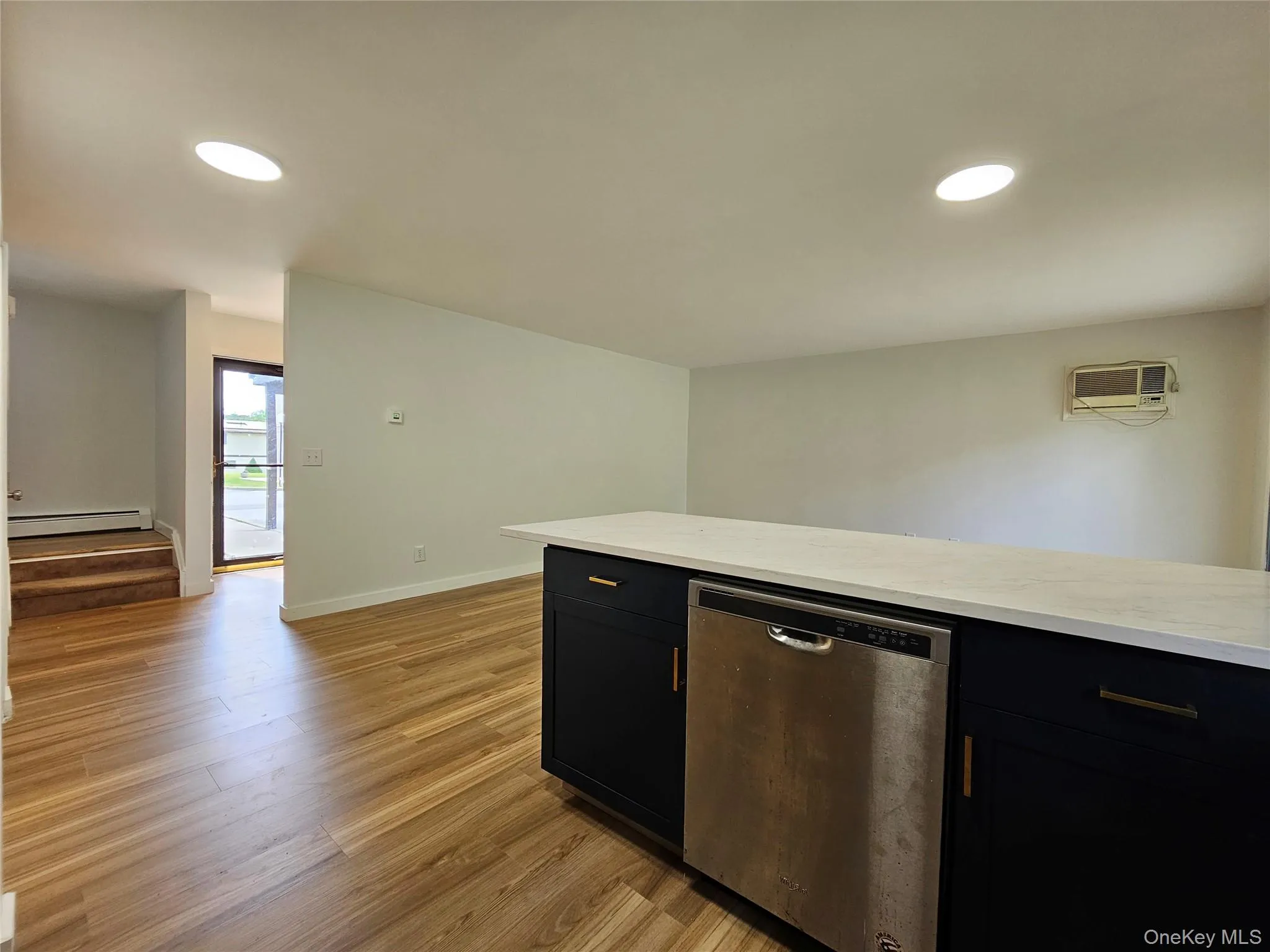 6 Eaton Court, Wallkill, NY, 3 Bedrooms Bedrooms, 6 Rooms Rooms,1 BathroomBathrooms,Residential,For Rent,Eaton,0,1015565 6 Eaton Court, Wallkill, NY, 3 Bedrooms Bedrooms, 6 Rooms Rooms,1 BathroomBathrooms,Residential,For Rent,Eaton,0,1015565