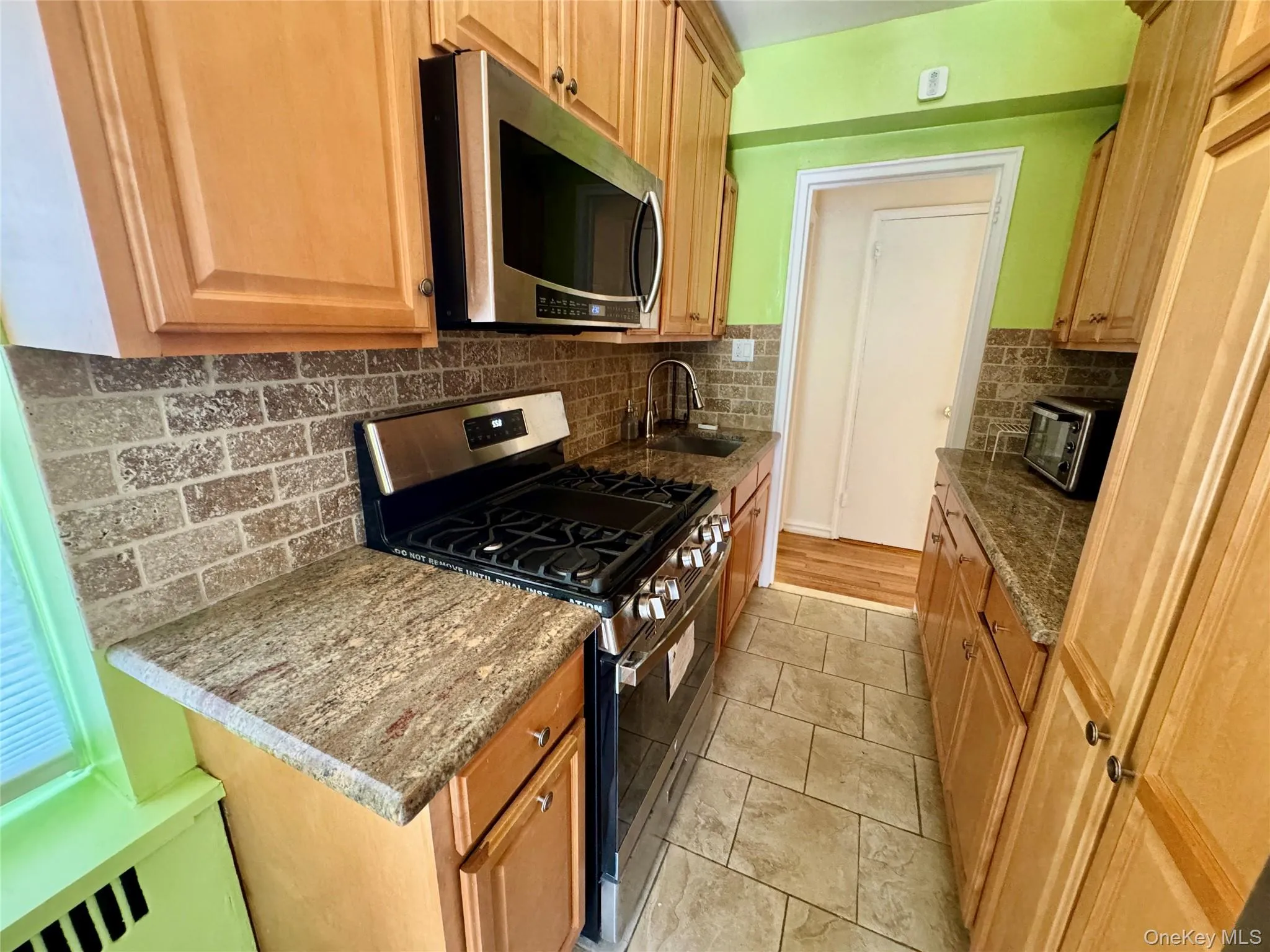 113-14 72nd Road, New York, NY, 2 Bedrooms Bedrooms, 6 Rooms Rooms,1 BathroomBathrooms,Residential,For Rent,72nd,0,1015568 113-14 72nd Road, New York, NY, 2 Bedrooms Bedrooms, 6 Rooms Rooms,1 BathroomBathrooms,Residential,For Rent,72nd,0,1015568