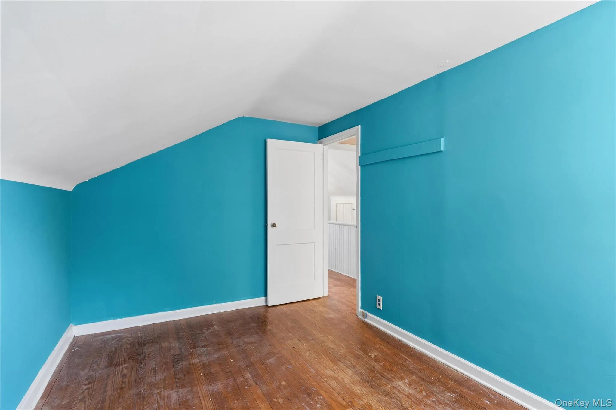 3817 208th Street, New York, NY, 3 Bedrooms Bedrooms, 9 Rooms Rooms,2 BathroomsBathrooms,Residential,For Rent,208th,0,KEY1015569 3817 208th Street, New York, NY, 3 Bedrooms Bedrooms, 9 Rooms Rooms,2 BathroomsBathrooms,Residential,For Rent,208th,0,KEY1015569