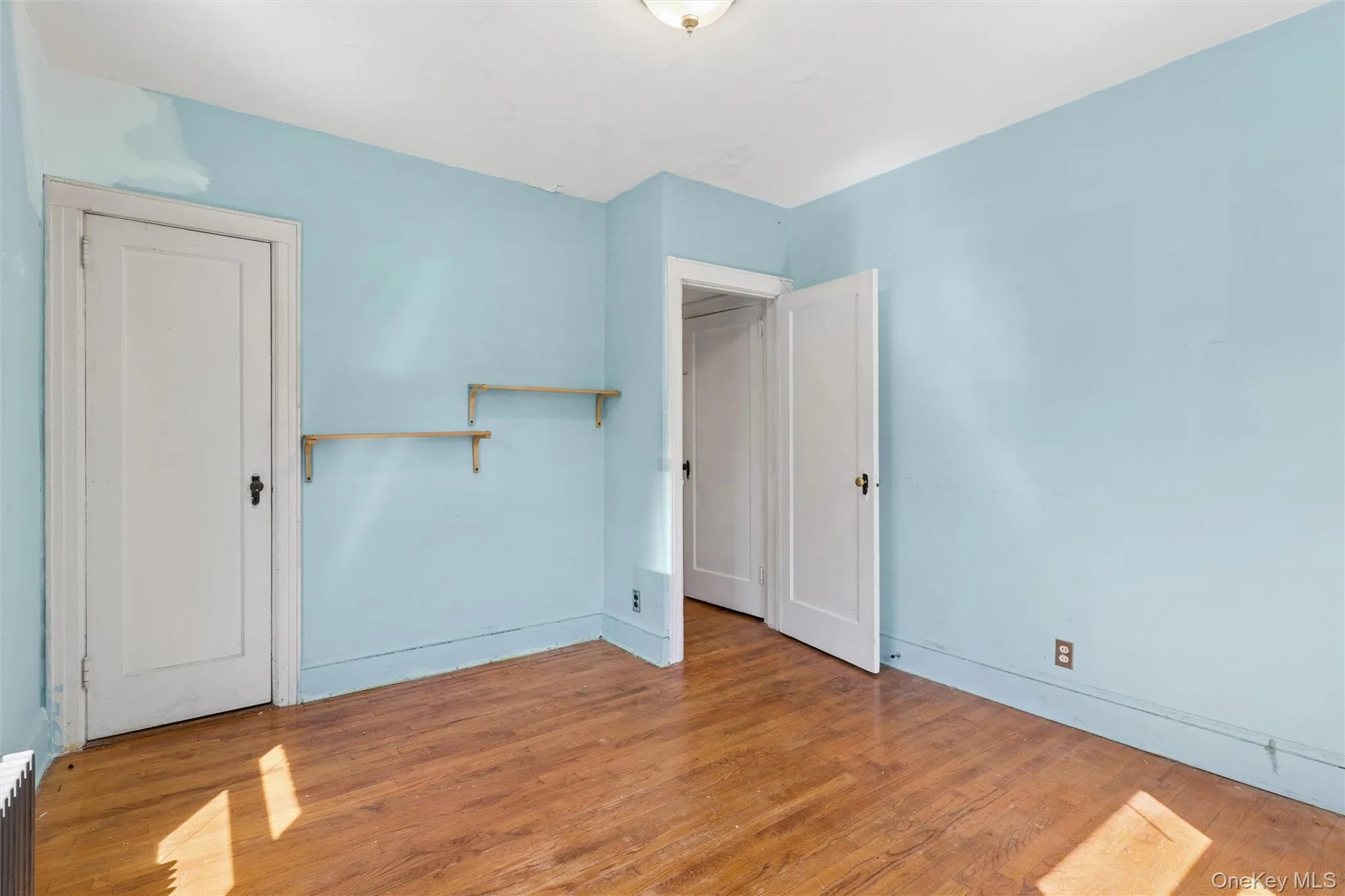 3817 208th Street, New York, NY, 3 Bedrooms Bedrooms, 9 Rooms Rooms,2 BathroomsBathrooms,Residential,For Rent,208th,0,KEY1015569 3817 208th Street, New York, NY, 3 Bedrooms Bedrooms, 9 Rooms Rooms,2 BathroomsBathrooms,Residential,For Rent,208th,0,KEY1015569