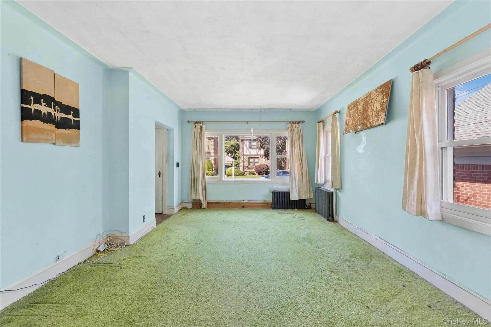 3817 208th Street, New York, NY, 3 Bedrooms Bedrooms, 9 Rooms Rooms,2 BathroomsBathrooms,Residential,For Rent,208th,0,KEY1015569 3817 208th Street, New York, NY, 3 Bedrooms Bedrooms, 9 Rooms Rooms,2 BathroomsBathrooms,Residential,For Rent,208th,0,KEY1015569