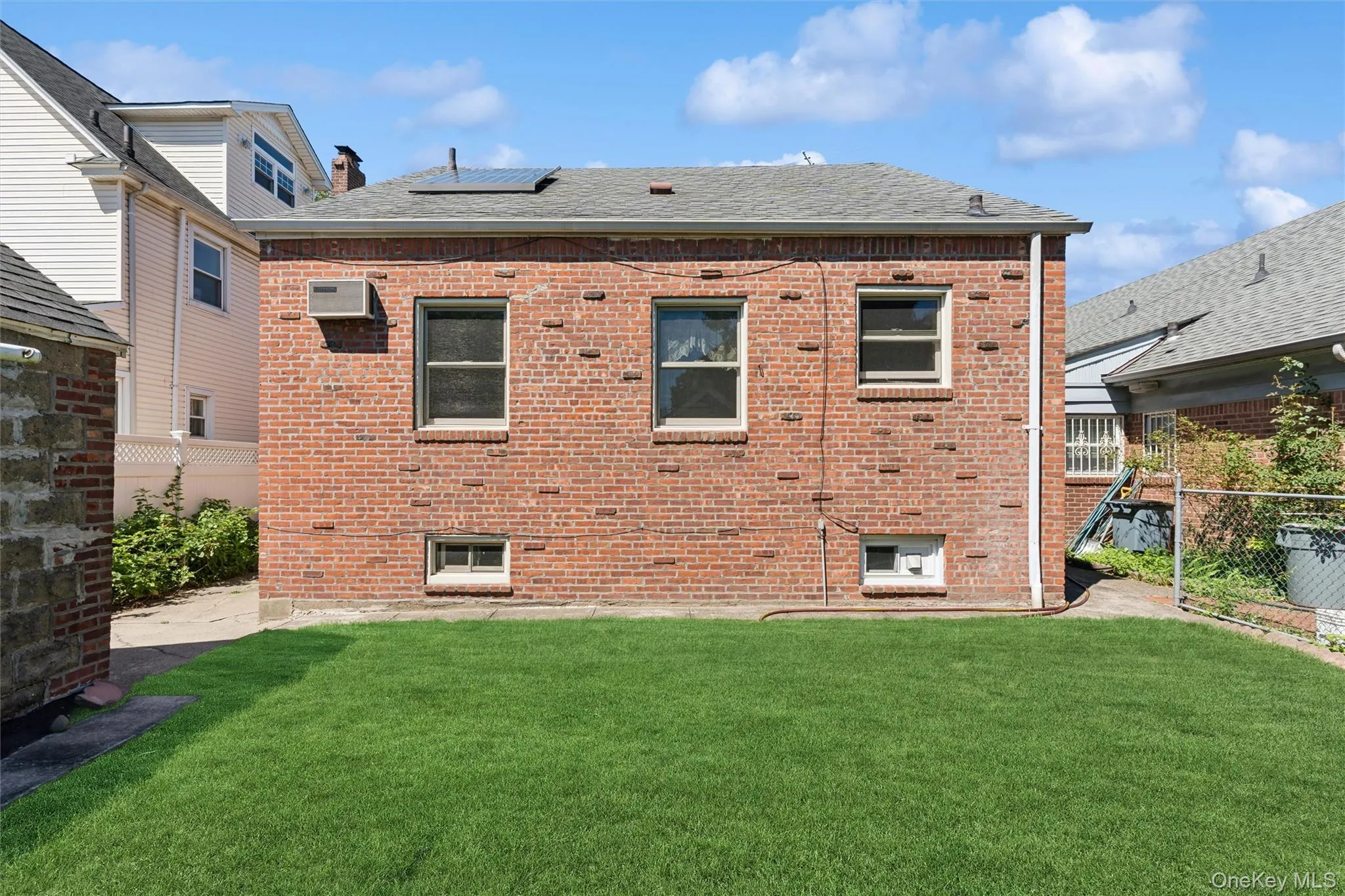3817 208th Street, New York, NY, 3 Bedrooms Bedrooms, 9 Rooms Rooms,2 BathroomsBathrooms,Residential,For Rent,208th,0,KEY1015569 3817 208th Street, New York, NY, 3 Bedrooms Bedrooms, 9 Rooms Rooms,2 BathroomsBathrooms,Residential,For Rent,208th,0,KEY1015569