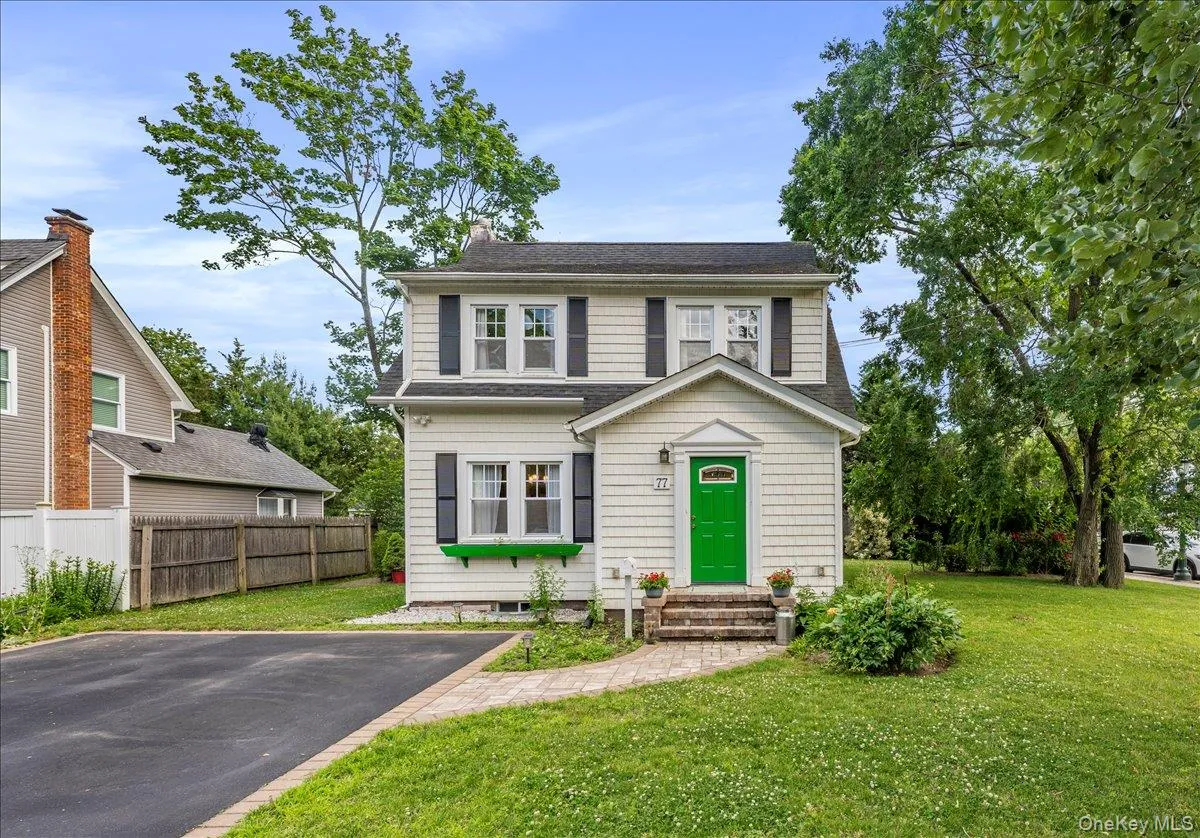 77 Hiawatha Drive, Islip, NY, 3 Bedrooms Bedrooms, 6 Rooms Rooms,1 BathroomBathrooms,Residential,For Rent,Hiawatha,0,1015579 77 Hiawatha Drive, Islip, NY, 3 Bedrooms Bedrooms, 6 Rooms Rooms,1 BathroomBathrooms,Residential,For Rent,Hiawatha,0,1015579