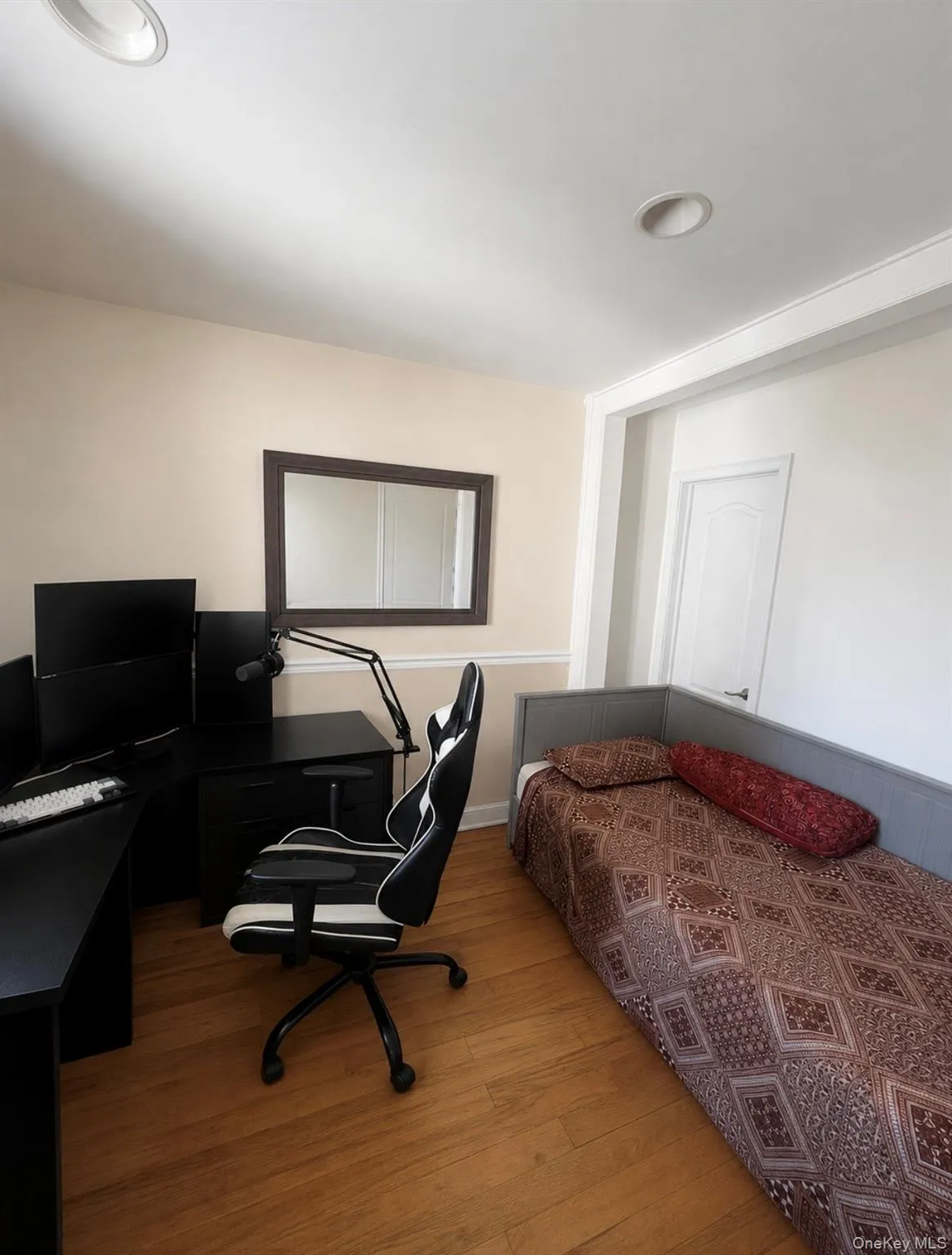 11437 157th Street, New York, NY, 4 Bedrooms Bedrooms, 14 Rooms Rooms,2 BathroomsBathrooms,Residential,For Rent,157th,0,KEY1015580 11437 157th Street, New York, NY, 4 Bedrooms Bedrooms, 14 Rooms Rooms,2 BathroomsBathrooms,Residential,For Rent,157th,0,KEY1015580