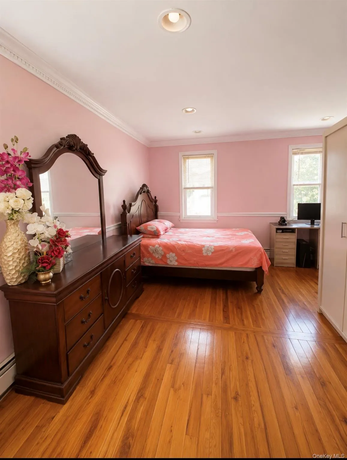 11437 157th Street, New York, NY, 4 Bedrooms Bedrooms, 14 Rooms Rooms,2 BathroomsBathrooms,Residential,For Rent,157th,0,KEY1015580 11437 157th Street, New York, NY, 4 Bedrooms Bedrooms, 14 Rooms Rooms,2 BathroomsBathrooms,Residential,For Rent,157th,0,KEY1015580