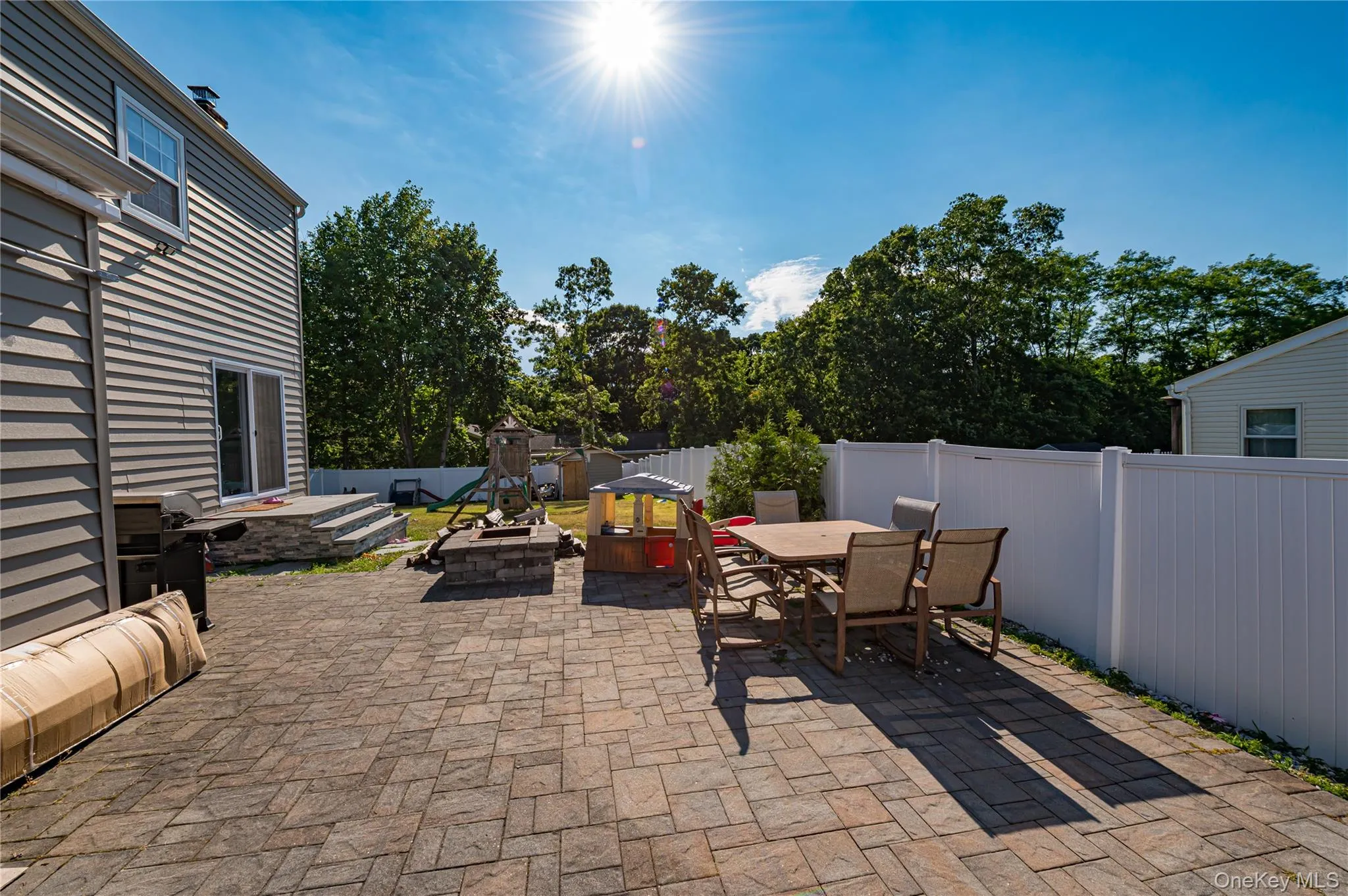 Paver Patio with Firepit Paver Patio with Firepit