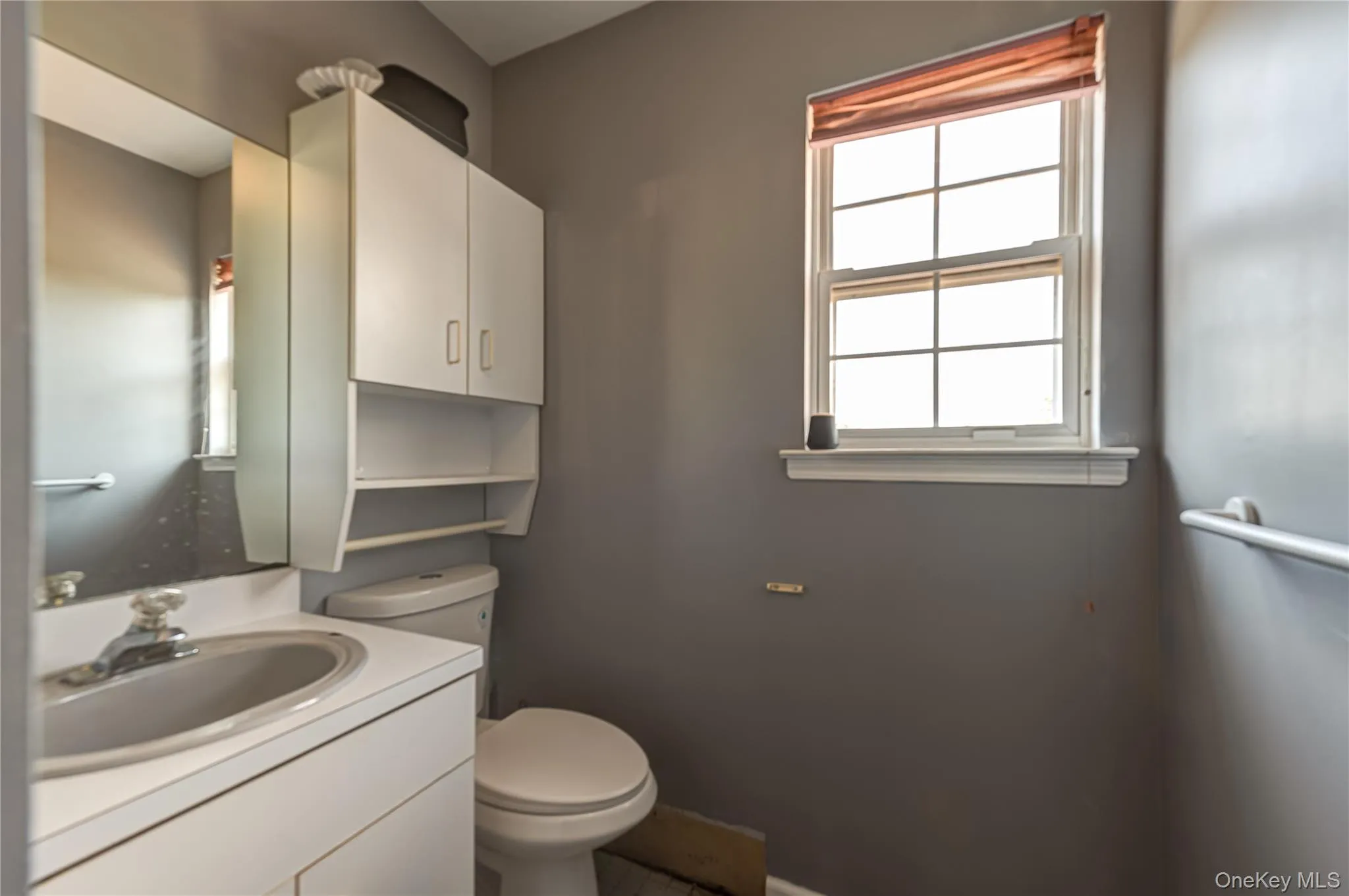 Full Bathroom Full Bathroom