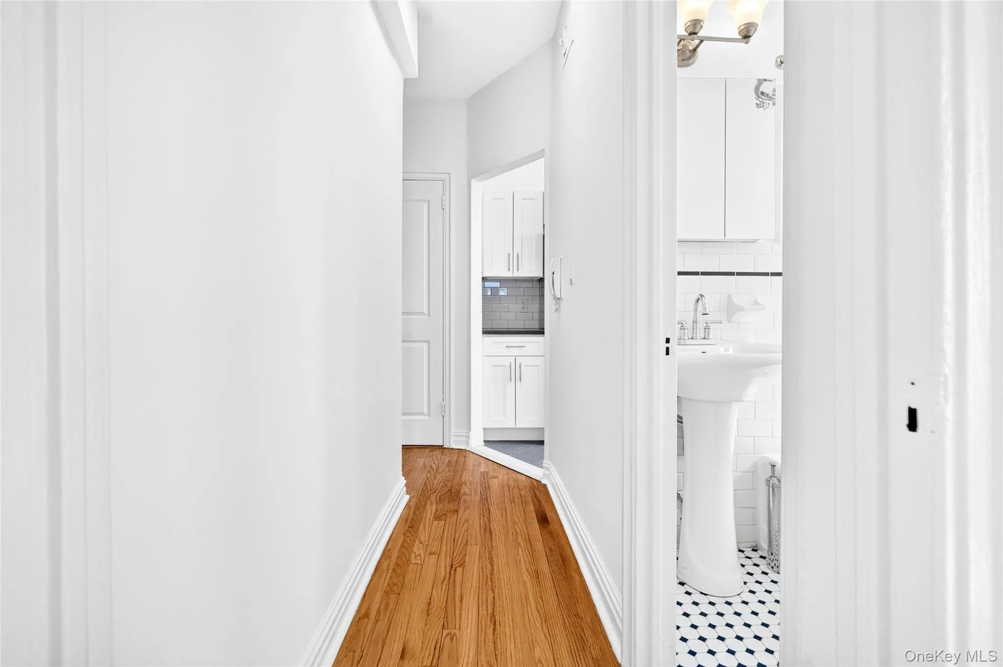601 Pelham Parkway, New York, NY, 1 Bedroom Bedrooms, 3 Rooms Rooms,1 BathroomBathrooms,Residential,For Rent,Pelham,0,1015585 601 Pelham Parkway, New York, NY, 1 Bedroom Bedrooms, 3 Rooms Rooms,1 BathroomBathrooms,Residential,For Rent,Pelham,0,1015585