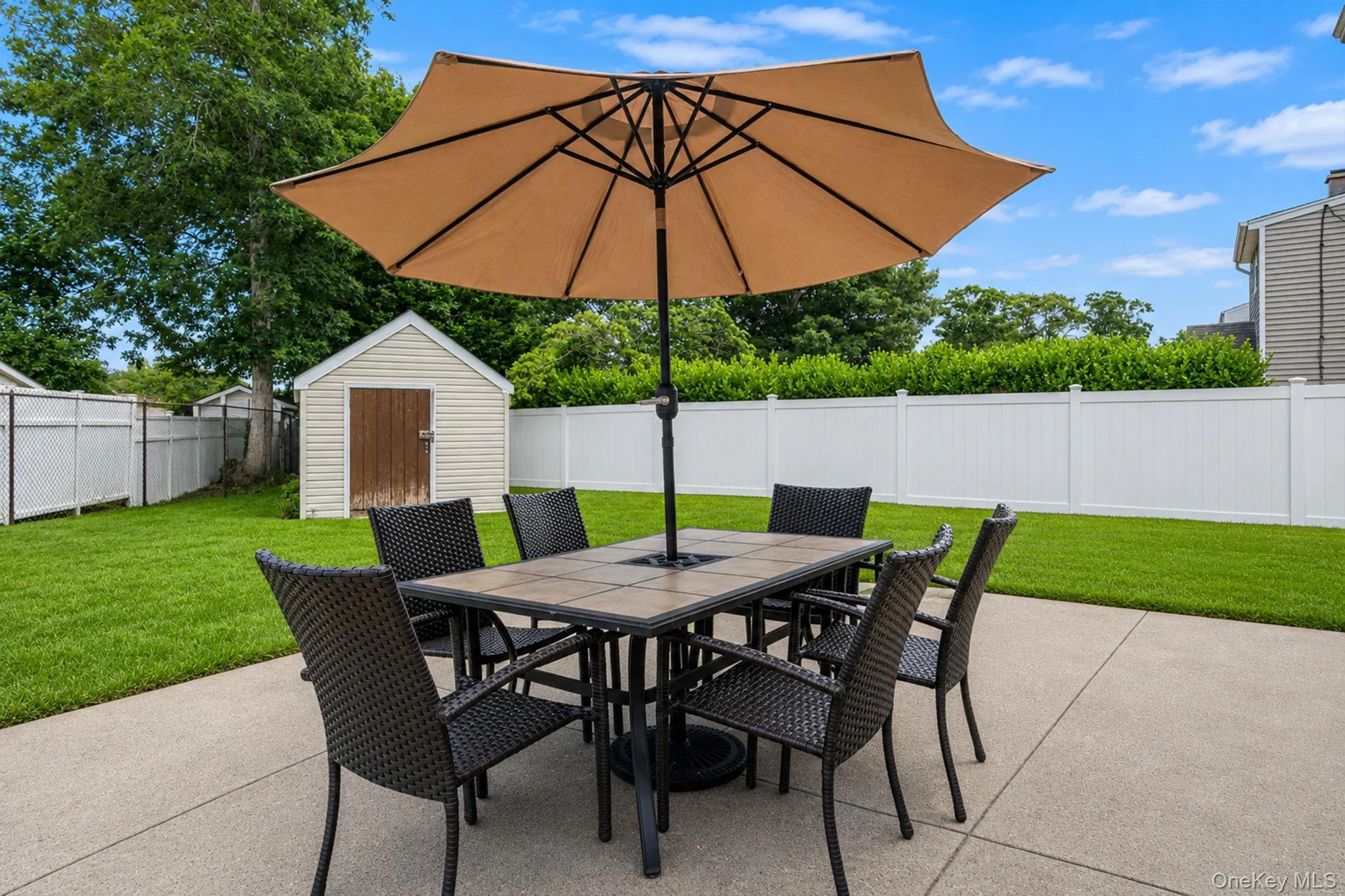 71 Colony Road, Brookhaven, NY, 3 Bedrooms Bedrooms, 8 Rooms Rooms,1 BathroomBathrooms,Residential,For Rent,Colony,0,1015586 71 Colony Road, Brookhaven, NY, 3 Bedrooms Bedrooms, 8 Rooms Rooms,1 BathroomBathrooms,Residential,For Rent,Colony,0,1015586
