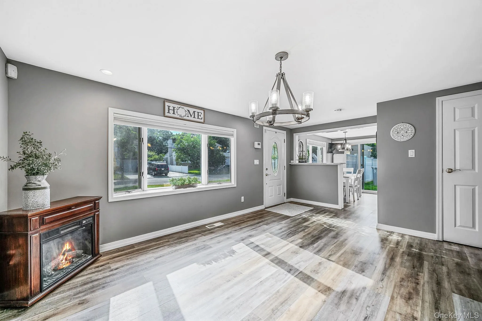 71 Colony Road, Brookhaven, NY, 3 Bedrooms Bedrooms, 8 Rooms Rooms,1 BathroomBathrooms,Residential,For Rent,Colony,0,1015586 71 Colony Road, Brookhaven, NY, 3 Bedrooms Bedrooms, 8 Rooms Rooms,1 BathroomBathrooms,Residential,For Rent,Colony,0,1015586