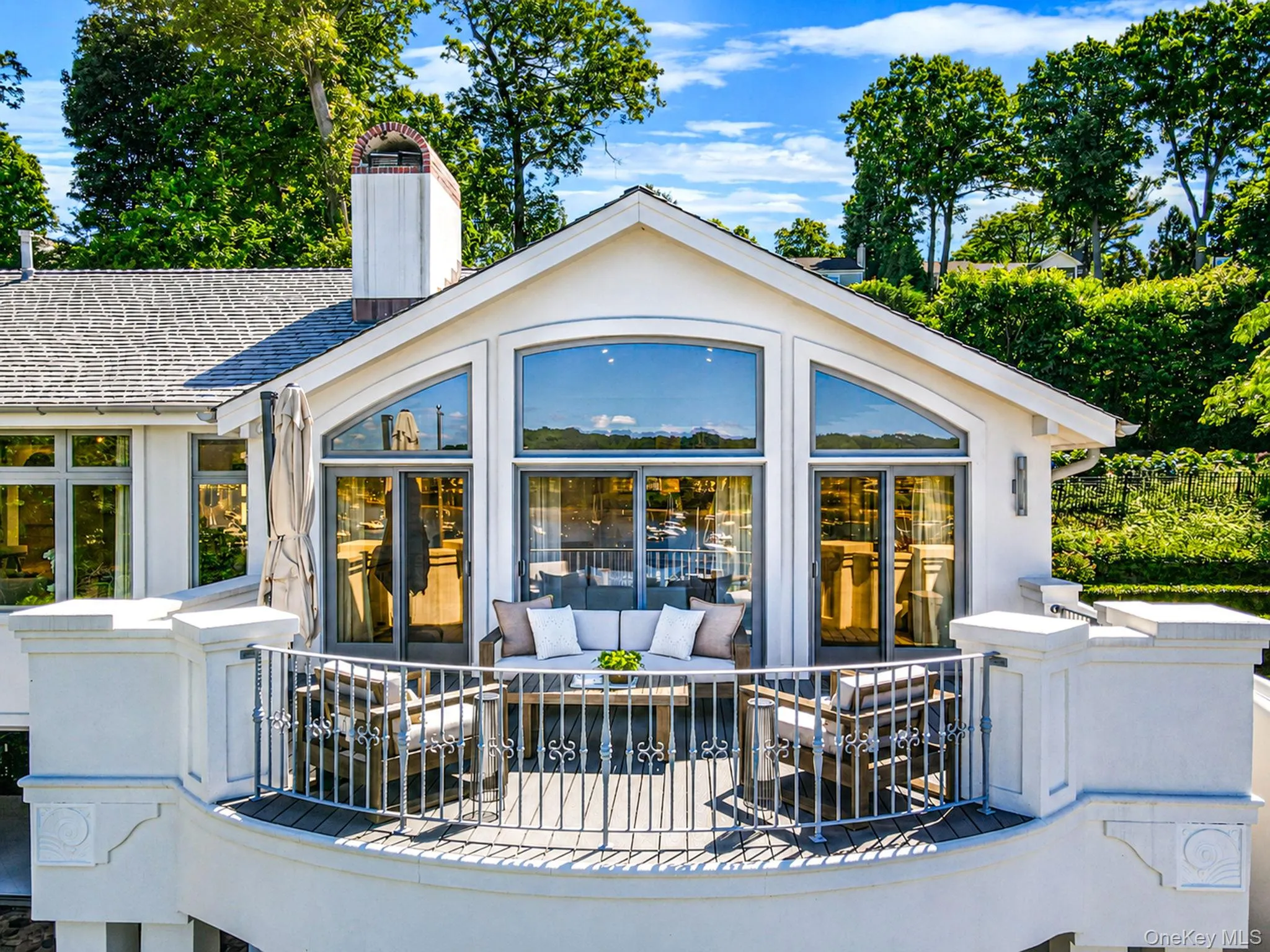 88 Shore Road, Huntington, NY, 4 Bedrooms Bedrooms, 9 Rooms Rooms,3 BathroomsBathrooms,Residential,For Rent,Shore,0,1015590 88 Shore Road, Huntington, NY, 4 Bedrooms Bedrooms, 9 Rooms Rooms,3 BathroomsBathrooms,Residential,For Rent,Shore,0,1015590