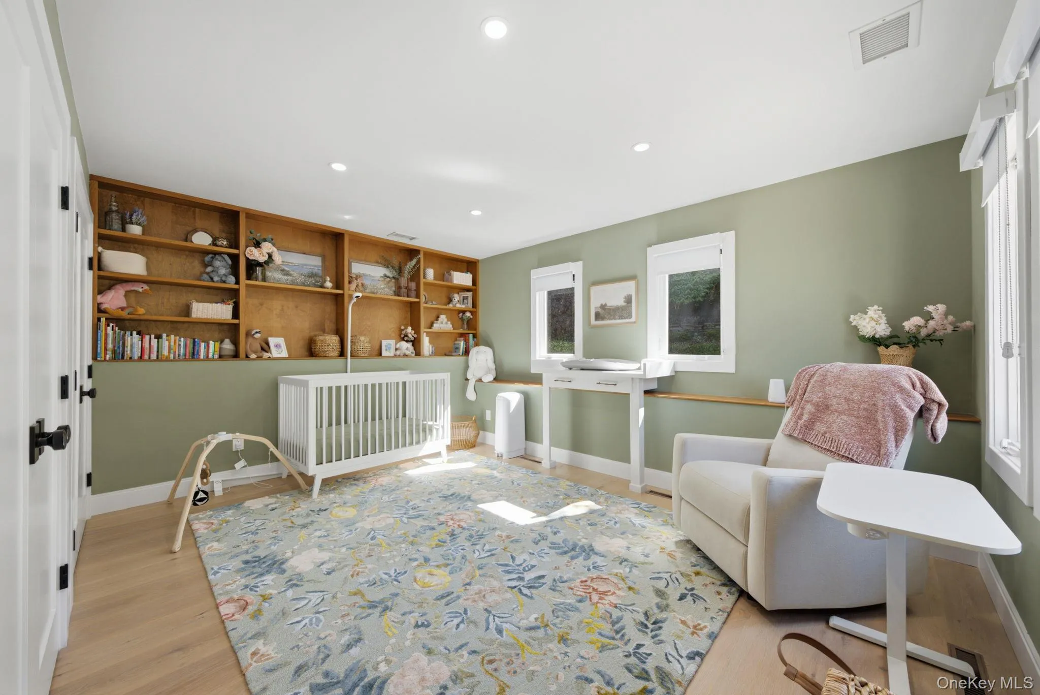 88 Shore Road, Huntington, NY, 4 Bedrooms Bedrooms, 9 Rooms Rooms,3 BathroomsBathrooms,Residential,For Rent,Shore,0,1015590 88 Shore Road, Huntington, NY, 4 Bedrooms Bedrooms, 9 Rooms Rooms,3 BathroomsBathrooms,Residential,For Rent,Shore,0,1015590