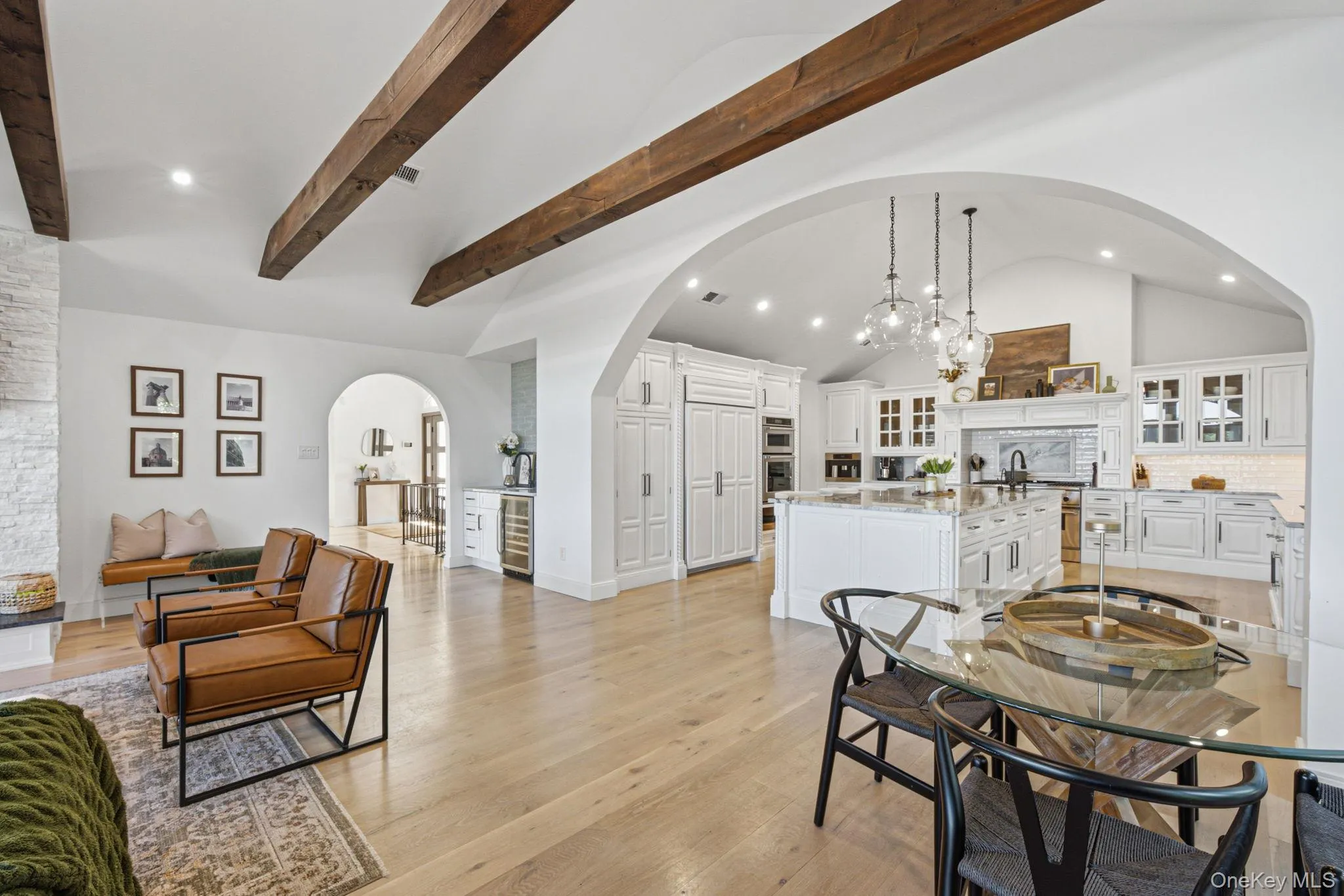 88 Shore Road, Huntington, NY, 4 Bedrooms Bedrooms, 9 Rooms Rooms,3 BathroomsBathrooms,Residential,For Rent,Shore,0,1015590 88 Shore Road, Huntington, NY, 4 Bedrooms Bedrooms, 9 Rooms Rooms,3 BathroomsBathrooms,Residential,For Rent,Shore,0,1015590