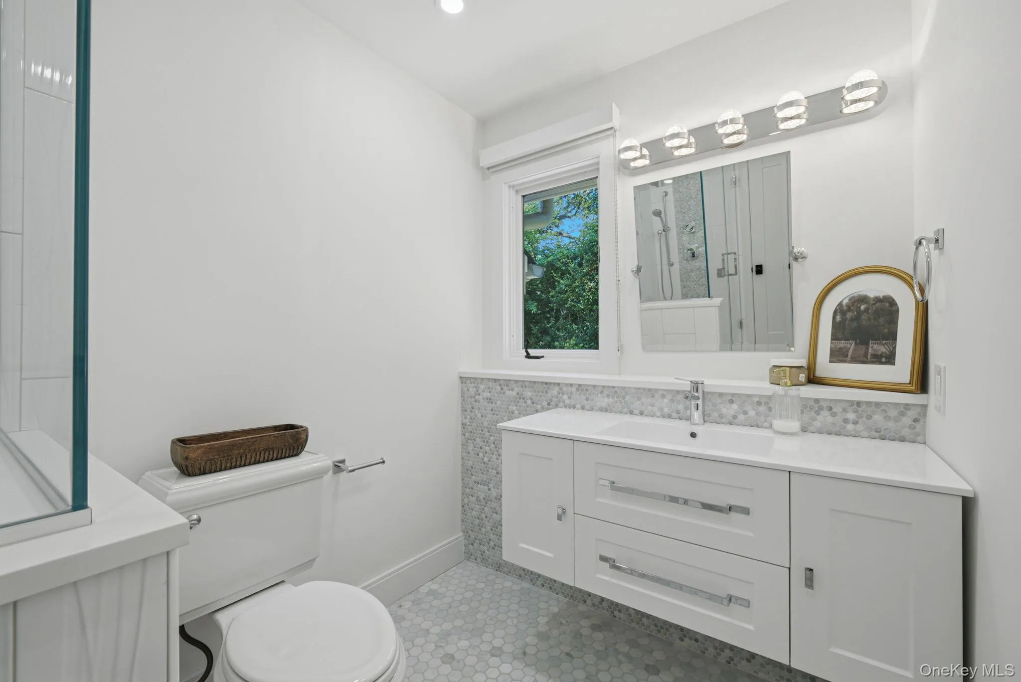 88 Shore Road, Huntington, NY, 4 Bedrooms Bedrooms, 9 Rooms Rooms,3 BathroomsBathrooms,Residential,For Rent,Shore,0,1015590 88 Shore Road, Huntington, NY, 4 Bedrooms Bedrooms, 9 Rooms Rooms,3 BathroomsBathrooms,Residential,For Rent,Shore,0,1015590
