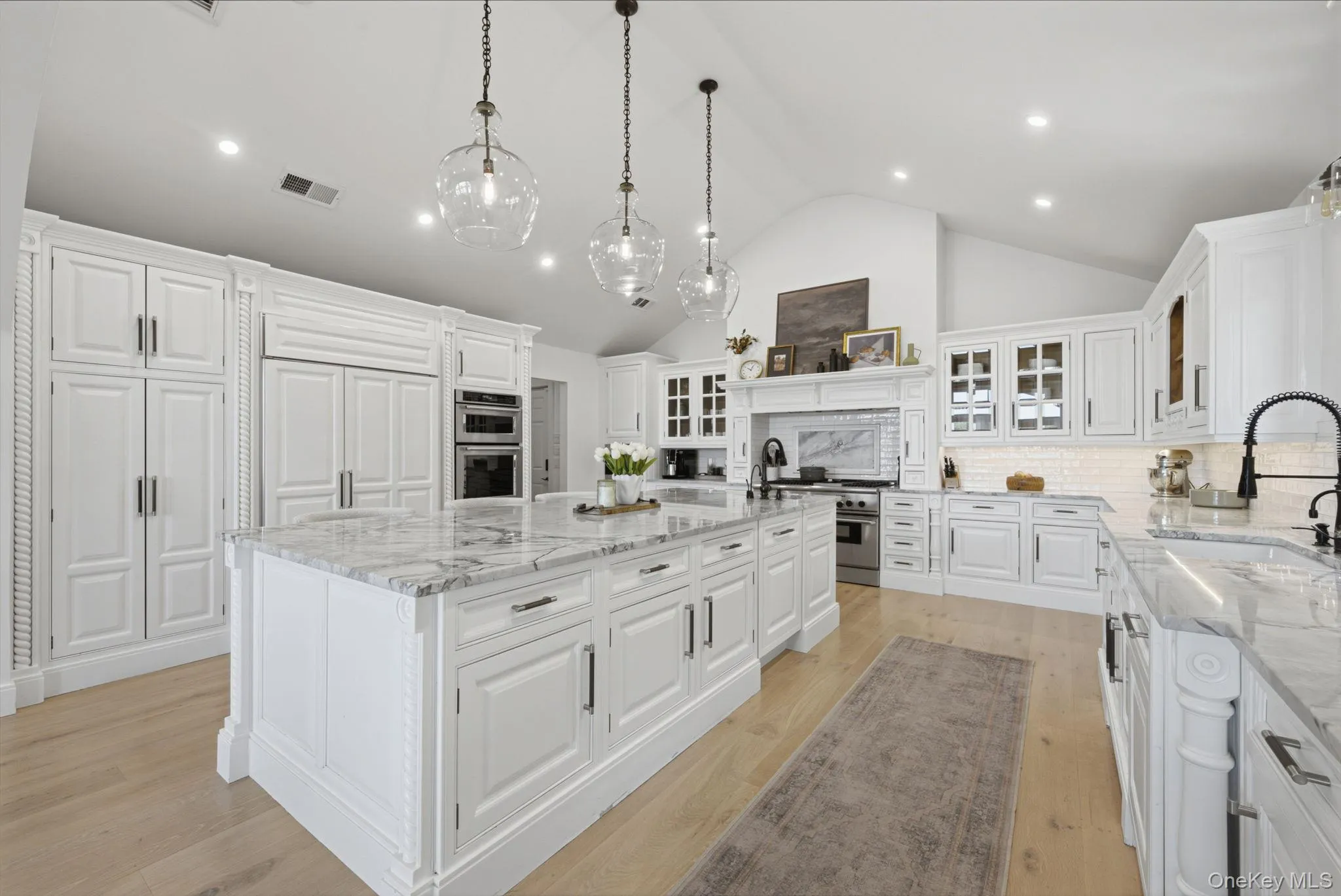 88 Shore Road, Huntington, NY, 4 Bedrooms Bedrooms, 9 Rooms Rooms,3 BathroomsBathrooms,Residential,For Rent,Shore,0,1015590 88 Shore Road, Huntington, NY, 4 Bedrooms Bedrooms, 9 Rooms Rooms,3 BathroomsBathrooms,Residential,For Rent,Shore,0,1015590