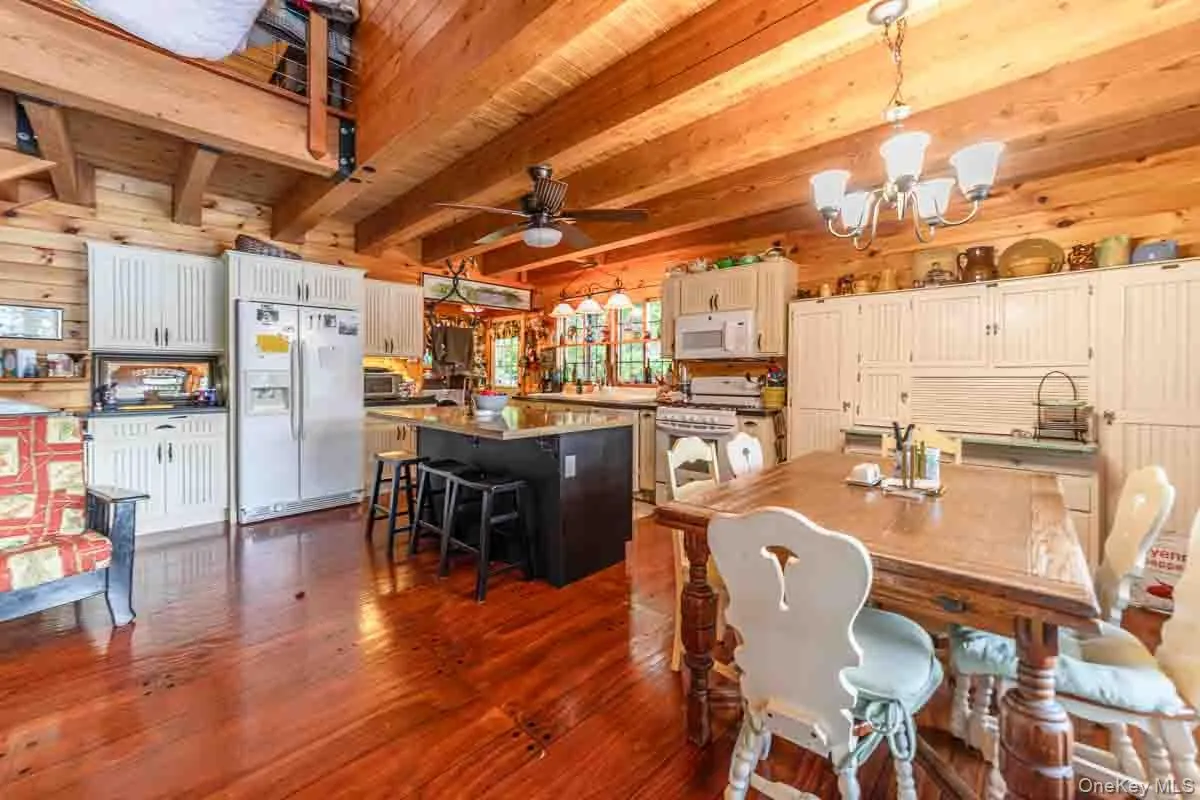 150 Wildwood Drive, Fallsburg, NY, 3 Bedrooms Bedrooms, 7 Rooms Rooms,2 BathroomsBathrooms,Residential,For Rent,Wildwood,0,1015592 150 Wildwood Drive, Fallsburg, NY, 3 Bedrooms Bedrooms, 7 Rooms Rooms,2 BathroomsBathrooms,Residential,For Rent,Wildwood,0,1015592