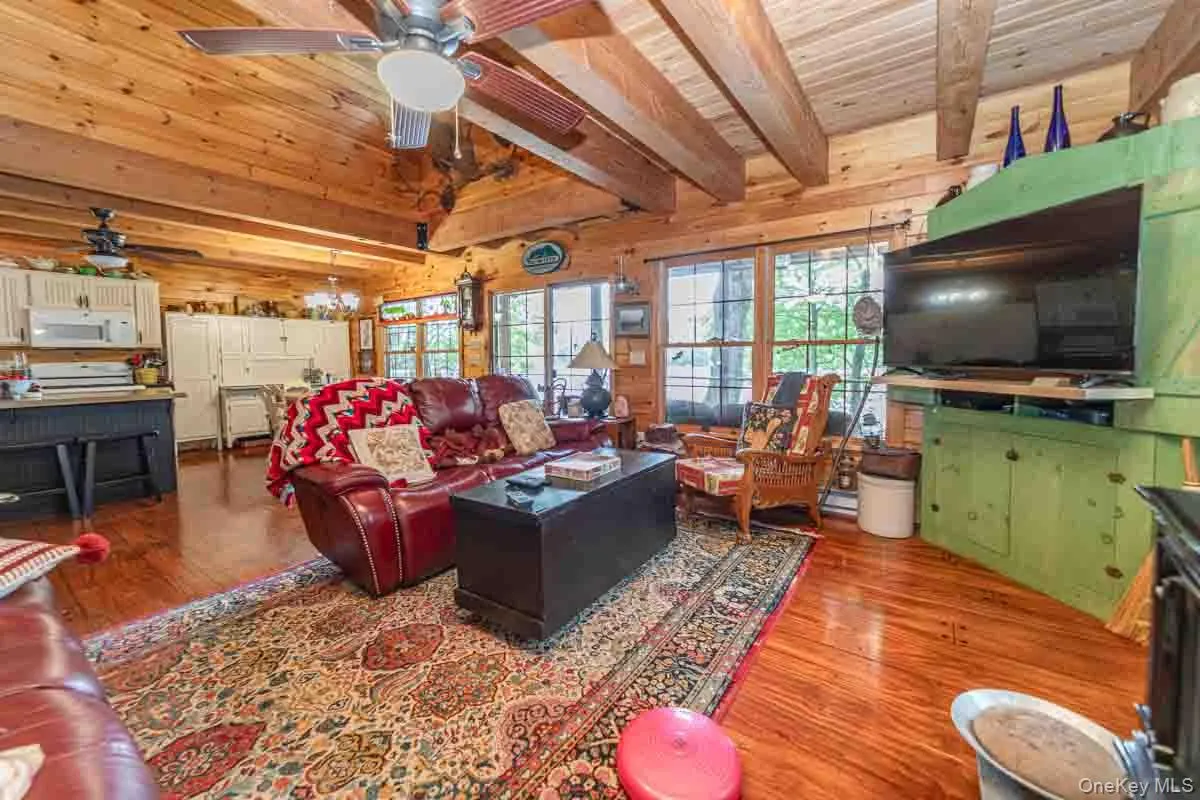 150 Wildwood Drive, Fallsburg, NY, 3 Bedrooms Bedrooms, 7 Rooms Rooms,2 BathroomsBathrooms,Residential,For Rent,Wildwood,0,1015592 150 Wildwood Drive, Fallsburg, NY, 3 Bedrooms Bedrooms, 7 Rooms Rooms,2 BathroomsBathrooms,Residential,For Rent,Wildwood,0,1015592