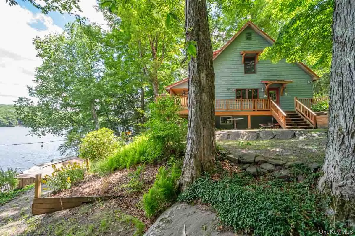 150 Wildwood Drive, Fallsburg, NY, 3 Bedrooms Bedrooms, 7 Rooms Rooms,2 BathroomsBathrooms,Residential,For Rent,Wildwood,0,1015592 150 Wildwood Drive, Fallsburg, NY, 3 Bedrooms Bedrooms, 7 Rooms Rooms,2 BathroomsBathrooms,Residential,For Rent,Wildwood,0,1015592