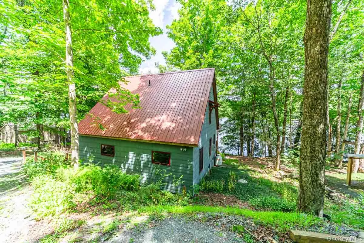 150 Wildwood Drive, Fallsburg, NY, 3 Bedrooms Bedrooms, 7 Rooms Rooms,2 BathroomsBathrooms,Residential,For Rent,Wildwood,0,1015592 150 Wildwood Drive, Fallsburg, NY, 3 Bedrooms Bedrooms, 7 Rooms Rooms,2 BathroomsBathrooms,Residential,For Rent,Wildwood,0,1015592