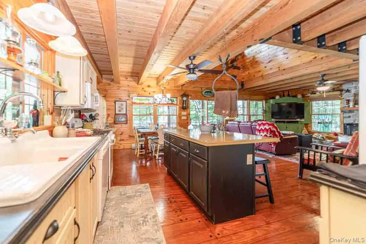 150 Wildwood Drive, Fallsburg, NY, 3 Bedrooms Bedrooms, 7 Rooms Rooms,2 BathroomsBathrooms,Residential,For Rent,Wildwood,0,1015592 150 Wildwood Drive, Fallsburg, NY, 3 Bedrooms Bedrooms, 7 Rooms Rooms,2 BathroomsBathrooms,Residential,For Rent,Wildwood,0,1015592