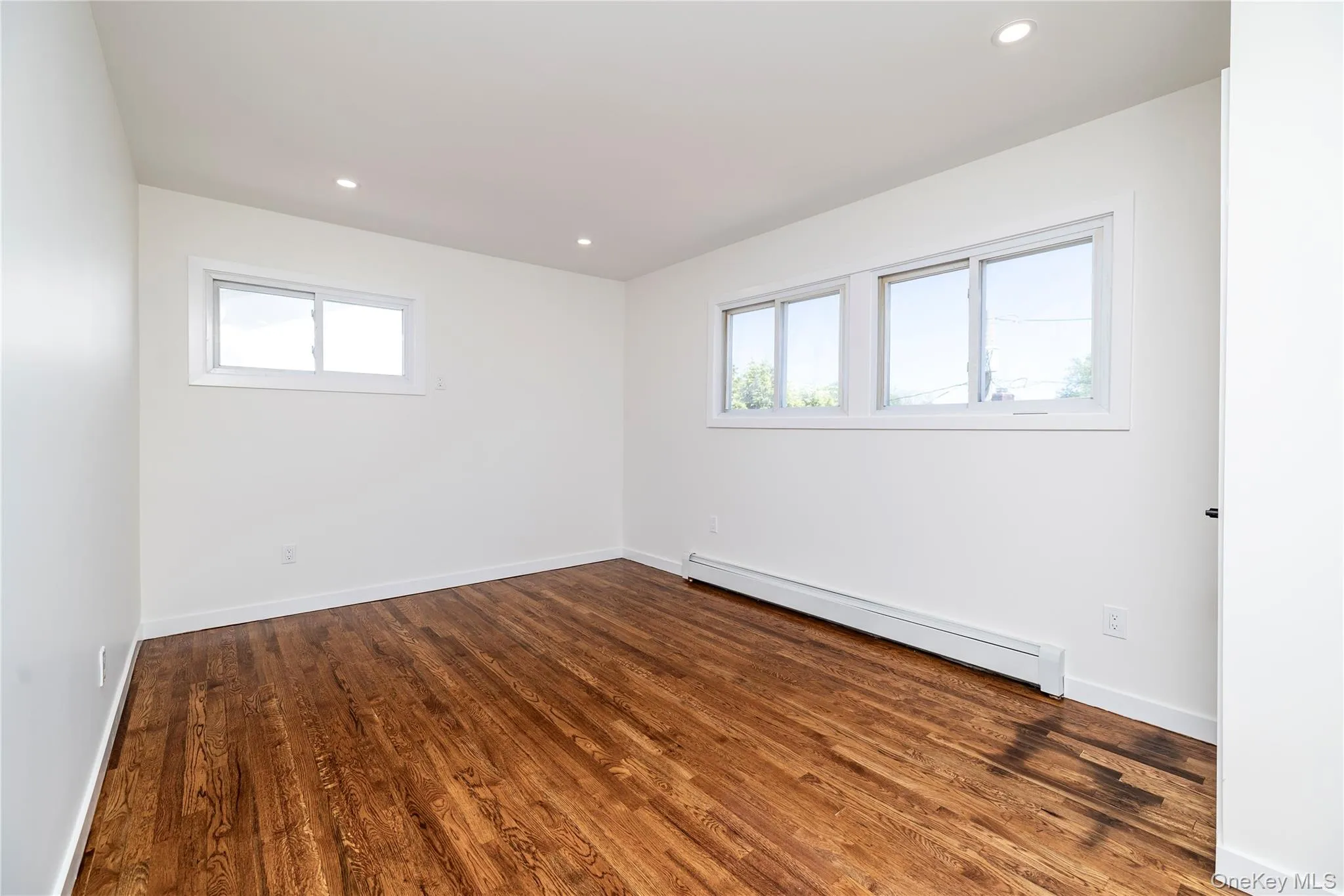 561 Woodbury Road, Oyster Bay, NY, 3 Bedrooms Bedrooms, 6 Rooms Rooms,3 BathroomsBathrooms,Residential Lease,For Rent,Woodbury,0,1015598 561 Woodbury Road, Oyster Bay, NY, 3 Bedrooms Bedrooms, 6 Rooms Rooms,3 BathroomsBathrooms,Residential Lease,For Rent,Woodbury,0,1015598