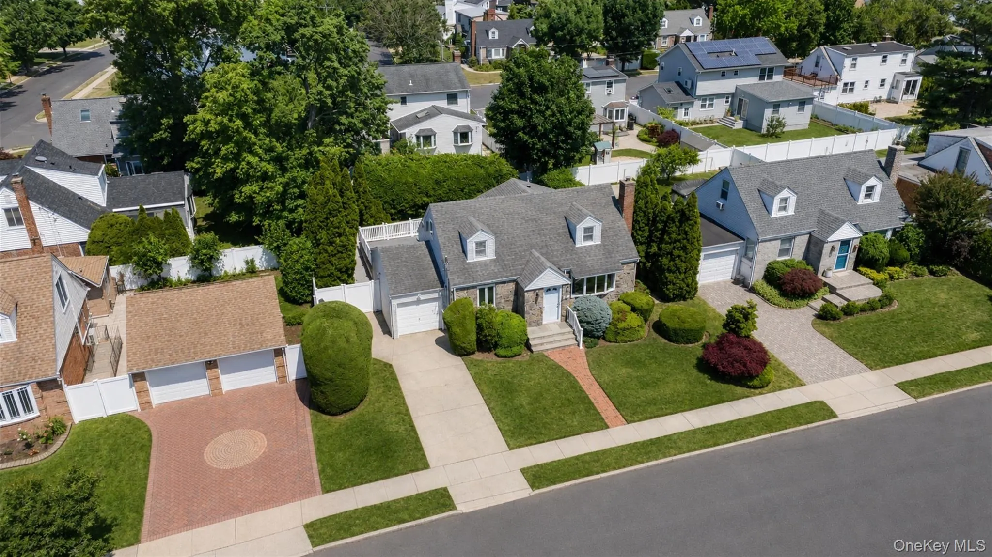 1753 Maurice Avenue, Hempstead, NY, 4 Bedrooms Bedrooms, 7 Rooms Rooms,1 BathroomBathrooms,Residential,For Rent,Maurice,0,1015599 1753 Maurice Avenue, Hempstead, NY, 4 Bedrooms Bedrooms, 7 Rooms Rooms,1 BathroomBathrooms,Residential,For Rent,Maurice,0,1015599