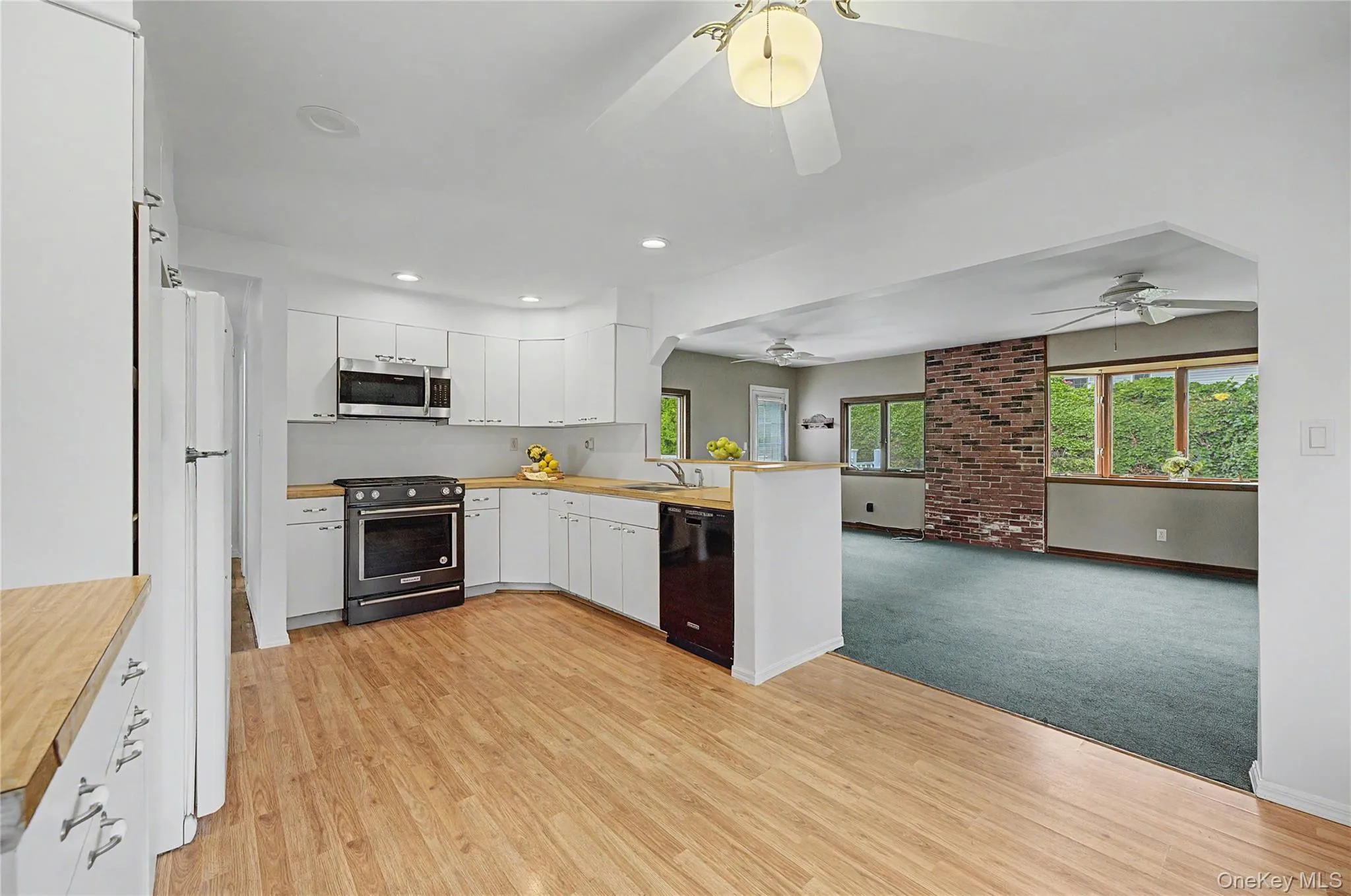 1753 Maurice Avenue, Hempstead, NY, 4 Bedrooms Bedrooms, 7 Rooms Rooms,1 BathroomBathrooms,Residential,For Rent,Maurice,0,1015599 1753 Maurice Avenue, Hempstead, NY, 4 Bedrooms Bedrooms, 7 Rooms Rooms,1 BathroomBathrooms,Residential,For Rent,Maurice,0,1015599