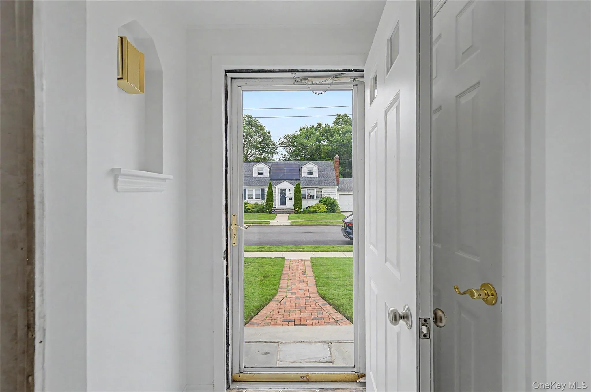 1753 Maurice Avenue, Hempstead, NY, 4 Bedrooms Bedrooms, 7 Rooms Rooms,1 BathroomBathrooms,Residential,For Rent,Maurice,0,1015599 1753 Maurice Avenue, Hempstead, NY, 4 Bedrooms Bedrooms, 7 Rooms Rooms,1 BathroomBathrooms,Residential,For Rent,Maurice,0,1015599
