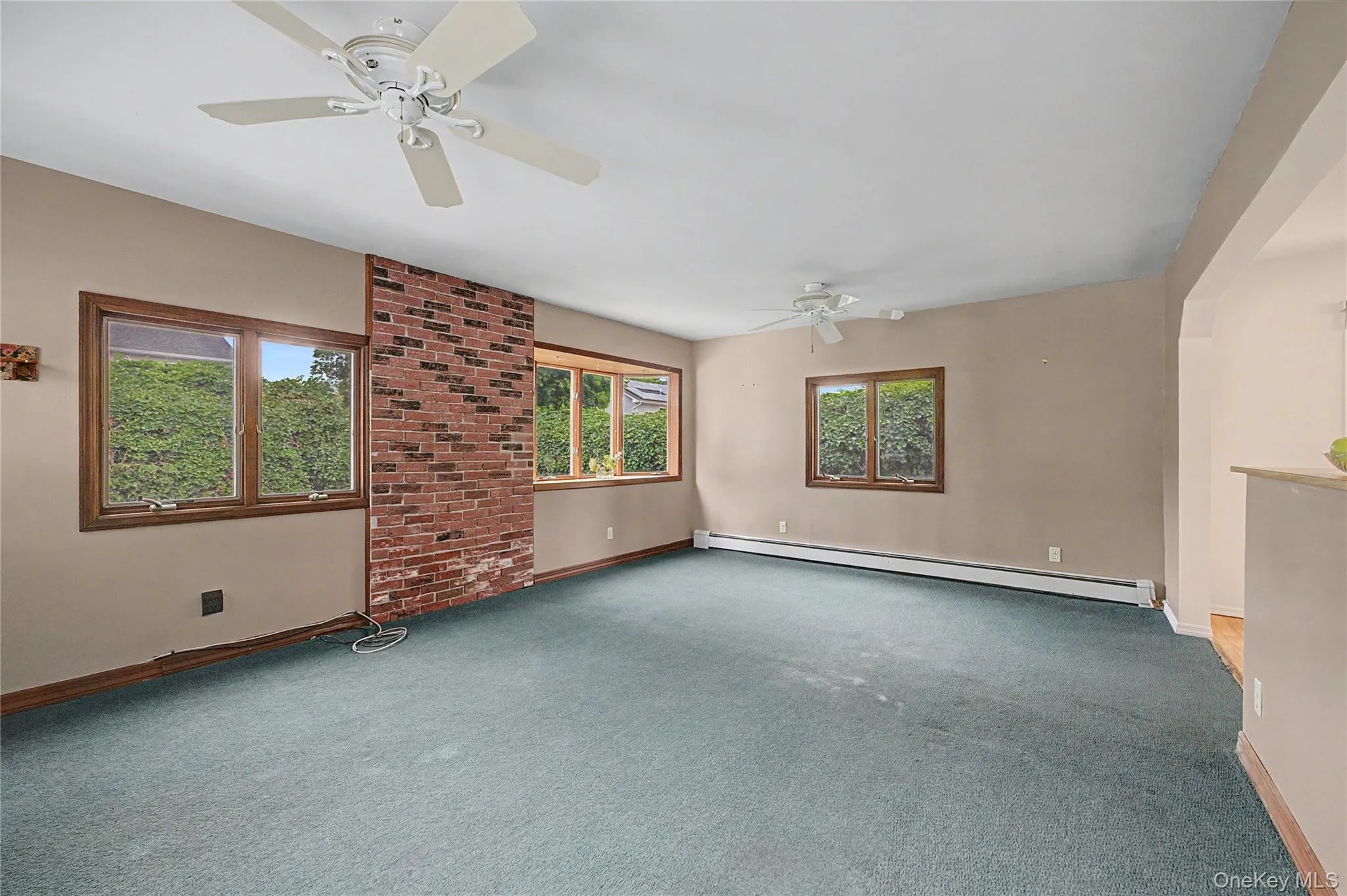 1753 Maurice Avenue, Hempstead, NY, 4 Bedrooms Bedrooms, 7 Rooms Rooms,1 BathroomBathrooms,Residential,For Rent,Maurice,0,1015599 1753 Maurice Avenue, Hempstead, NY, 4 Bedrooms Bedrooms, 7 Rooms Rooms,1 BathroomBathrooms,Residential,For Rent,Maurice,0,1015599