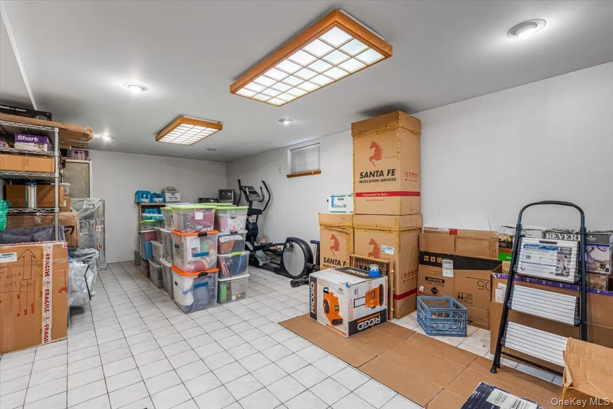 6461 230th Street, New York, NY, 5 Bedrooms Bedrooms, 10 Rooms Rooms,3 BathroomsBathrooms,Residential,For Rent,230th,0,1015603 6461 230th Street, New York, NY, 5 Bedrooms Bedrooms, 10 Rooms Rooms,3 BathroomsBathrooms,Residential,For Rent,230th,0,1015603