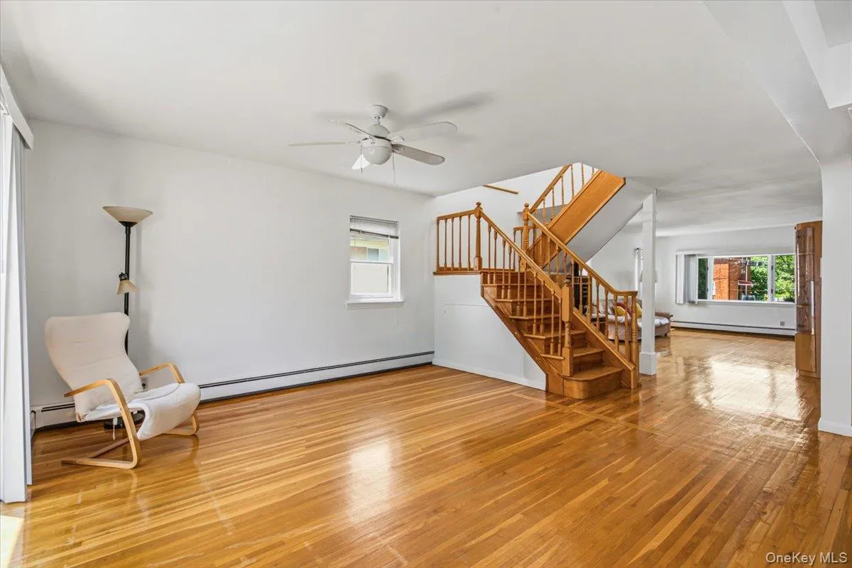 6461 230th Street, New York, NY, 5 Bedrooms Bedrooms, 10 Rooms Rooms,3 BathroomsBathrooms,Residential,For Rent,230th,0,1015603 6461 230th Street, New York, NY, 5 Bedrooms Bedrooms, 10 Rooms Rooms,3 BathroomsBathrooms,Residential,For Rent,230th,0,1015603
