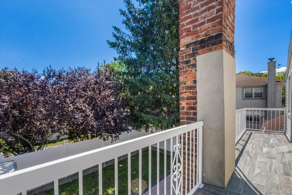 6461 230th Street, New York, NY, 5 Bedrooms Bedrooms, 10 Rooms Rooms,3 BathroomsBathrooms,Residential,For Rent,230th,0,1015603 6461 230th Street, New York, NY, 5 Bedrooms Bedrooms, 10 Rooms Rooms,3 BathroomsBathrooms,Residential,For Rent,230th,0,1015603