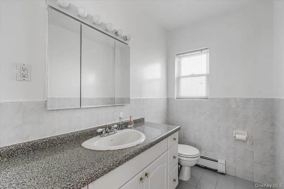 6461 230th Street, New York, NY, 5 Bedrooms Bedrooms, 10 Rooms Rooms,3 BathroomsBathrooms,Residential,For Rent,230th,0,1015603 6461 230th Street, New York, NY, 5 Bedrooms Bedrooms, 10 Rooms Rooms,3 BathroomsBathrooms,Residential,For Rent,230th,0,1015603