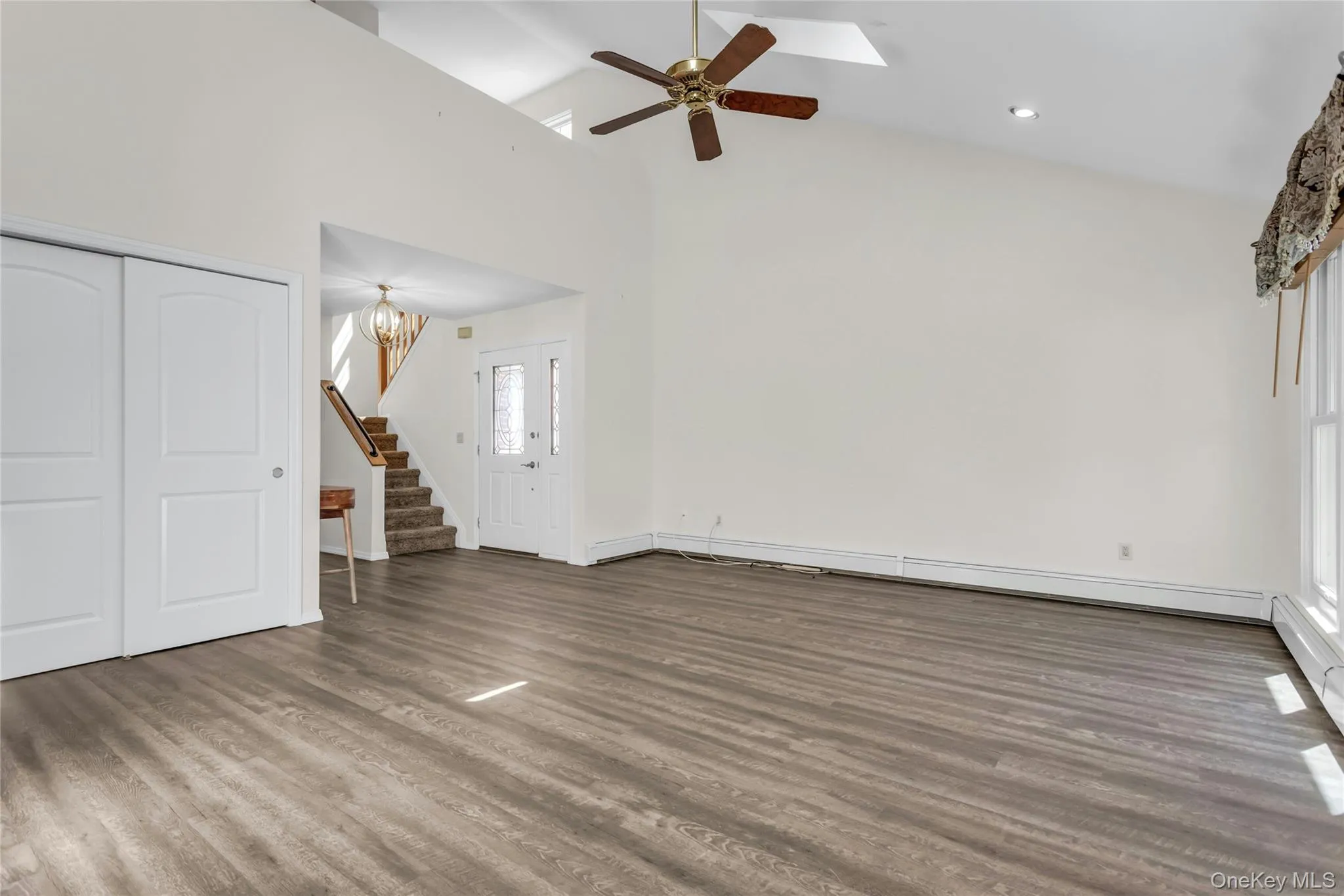 13 Potomac Court, Brookhaven, NY, 3 Bedrooms Bedrooms, 6 Rooms Rooms,2 BathroomsBathrooms,Residential,For Rent,Potomac,0,1015605 13 Potomac Court, Brookhaven, NY, 3 Bedrooms Bedrooms, 6 Rooms Rooms,2 BathroomsBathrooms,Residential,For Rent,Potomac,0,1015605
